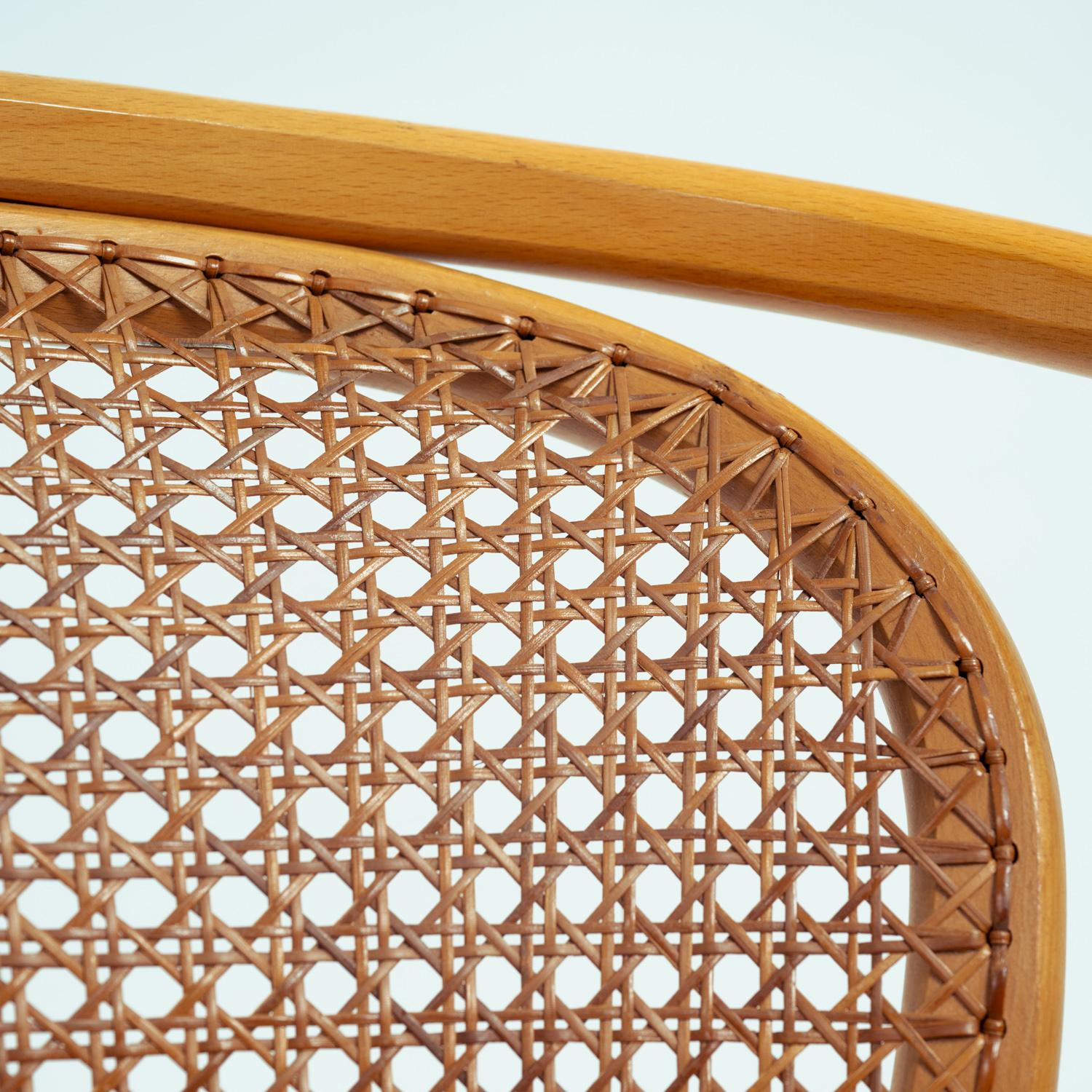 Thonet 210 drafted bentwood  Rattan chairs, Bauhaus, The Netherlands, 1980 For Sale 7