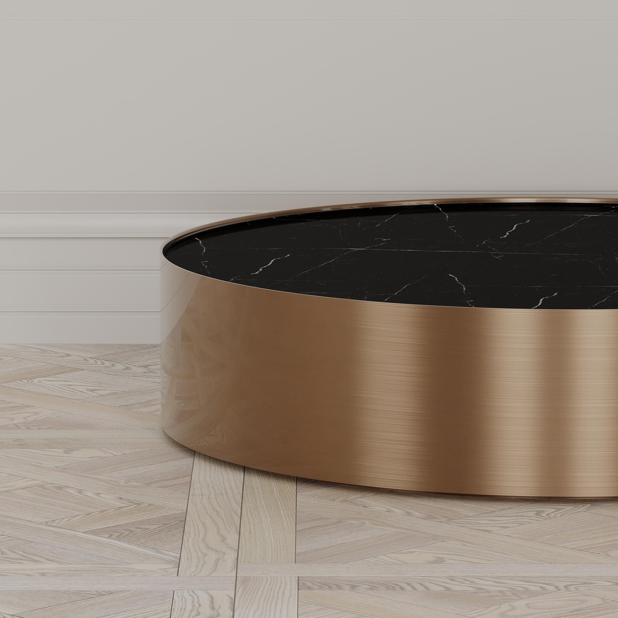 Italian Afterglow Round Coffee Table of Marble and Copper, Made in Italy For Sale