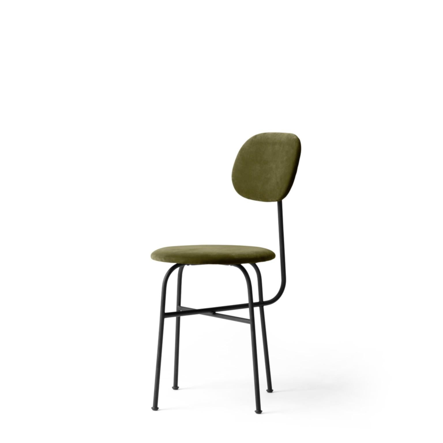 Available May 2019.

Beautifully minimal, the Afteroom chair pays homage to functionalism and the Bauhaus school of art. A Menu bestseller ever since its launch in 2012, the chair is the work of Afteroom, a young Stockholm-based design studio,