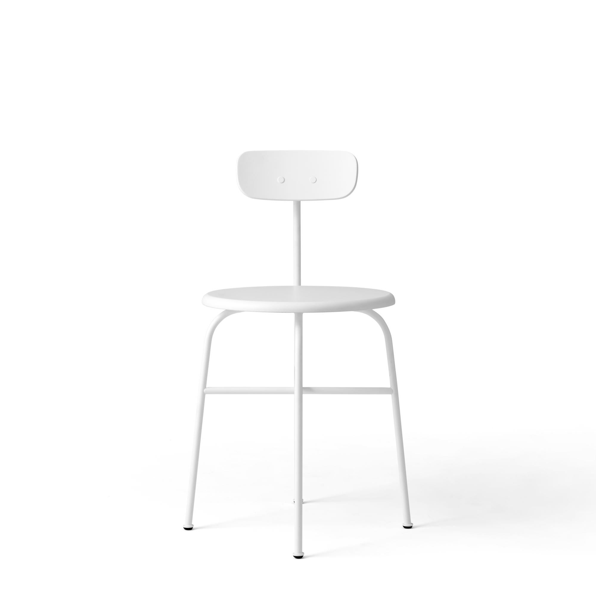 A beautifully minimal chair for everyday life, the Afteroom chair takes inspiration from the philosophy of the Bauhaus school. A Menu bestseller since its launch in 2012, the chair is the work of Afteroom, a young Stockholm studio founded by