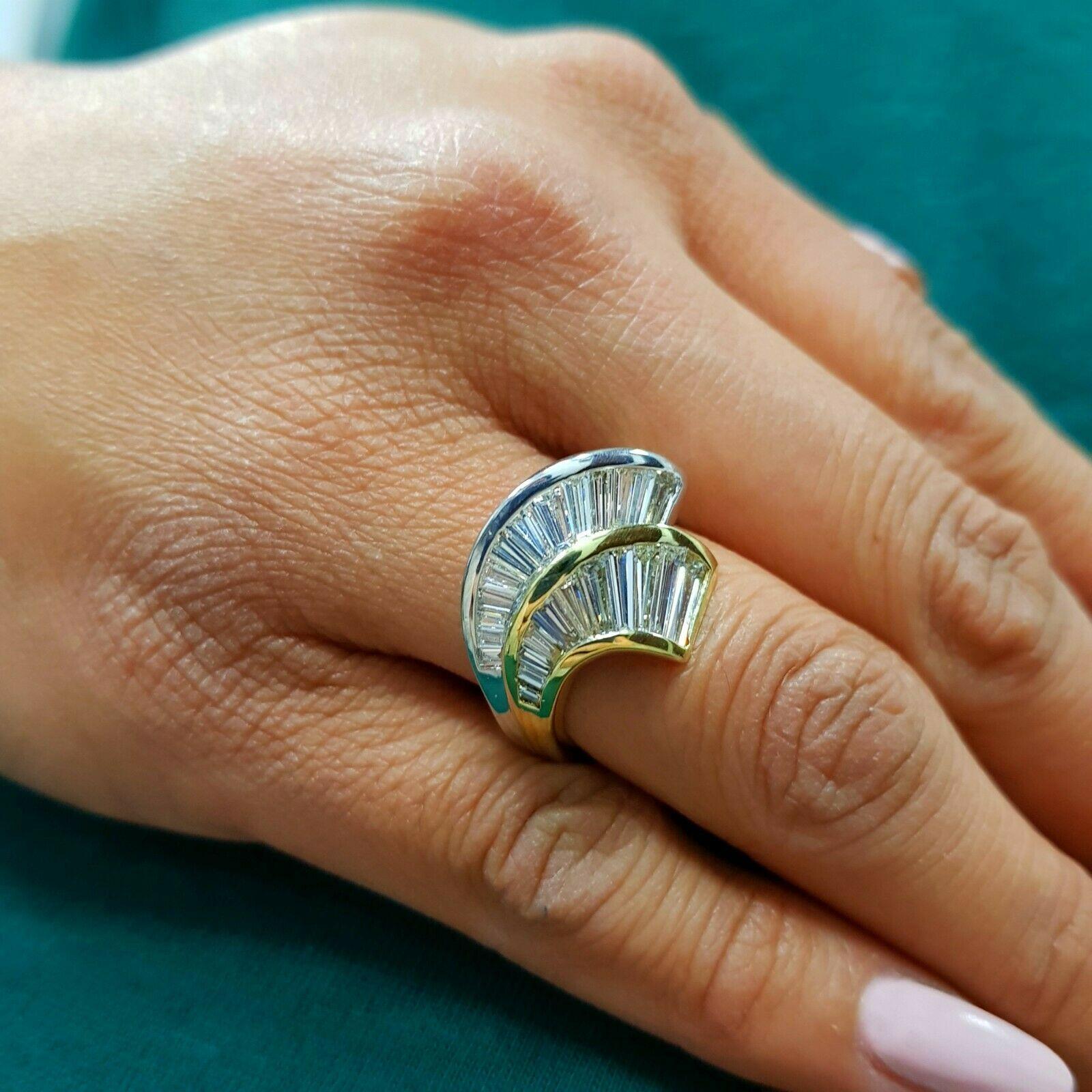 Contemporary AGA Certified 18K 2-Tone Ring with Baguette Cut Diamonds G/H VVS2-VS1 2.30 Carat