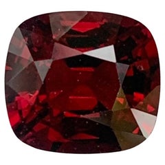 Spinello birmano sciolto naturale certificato AGA da 2,07 carati proveniente dal Myanmar