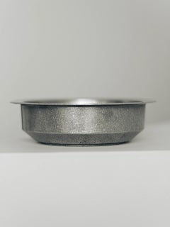 Contemporary Silver Aluminium Agata Schale von Henry Wilson