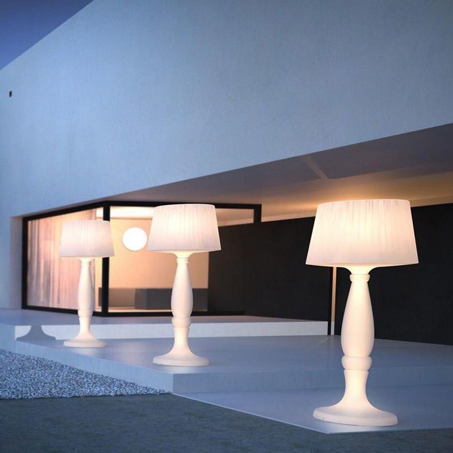 outdoor floor lamps