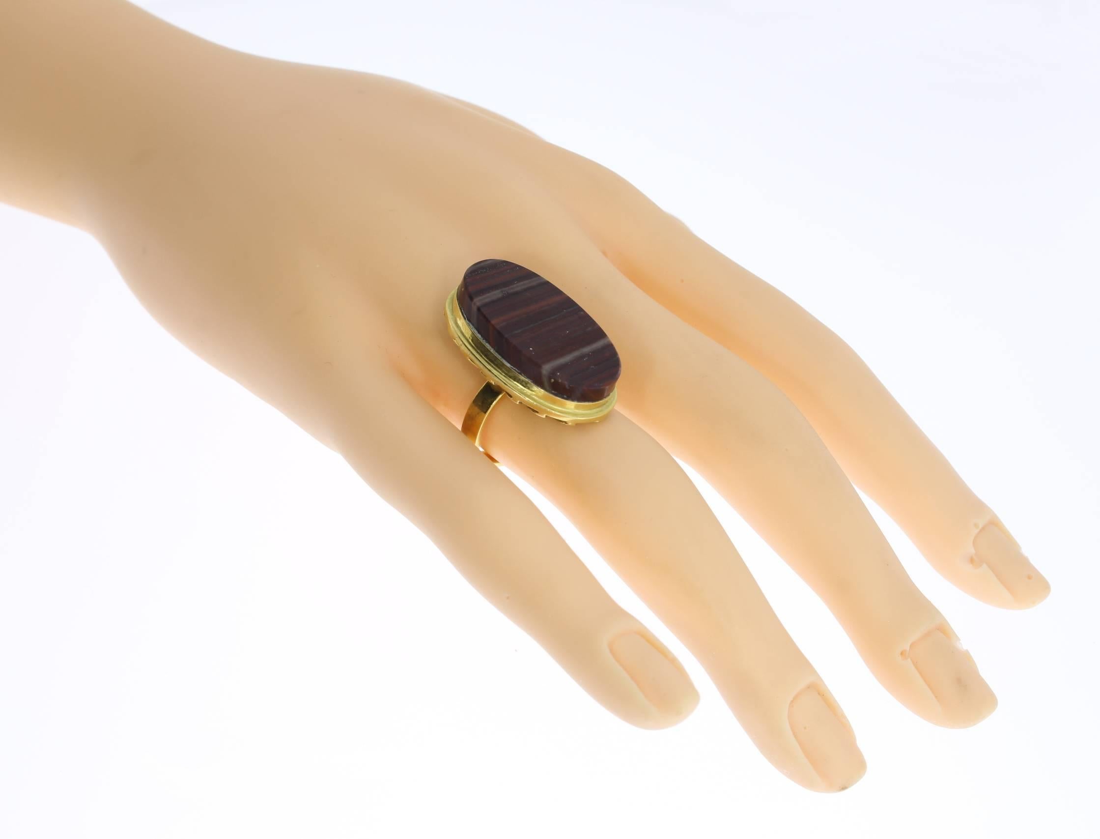 Agate 14 Carat Yellow Gold Ring In Good Condition For Sale In Berlin, DE