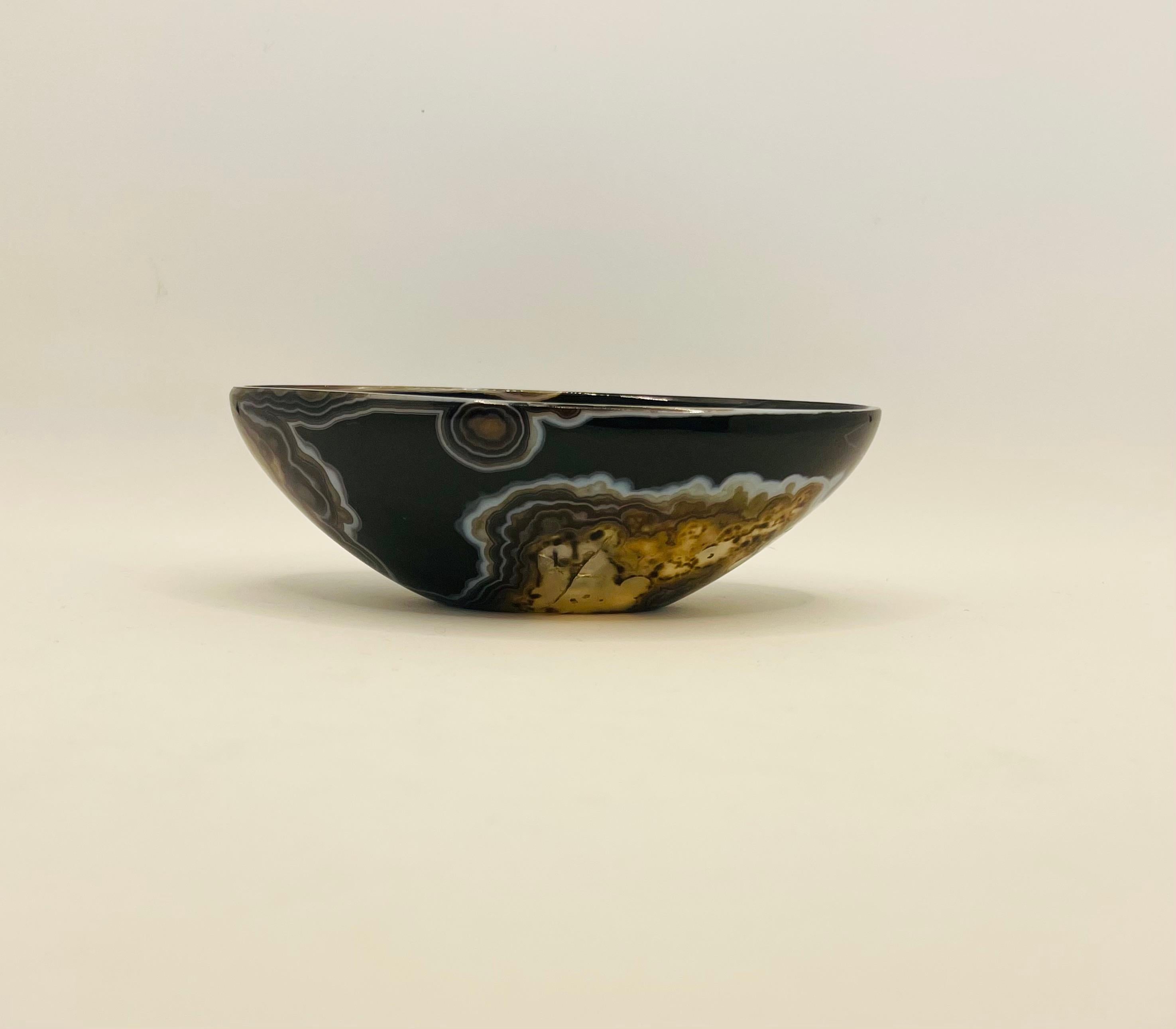 Agate Bowl Hand Carved Oval Shape Brazil, 1980 For Sale 3