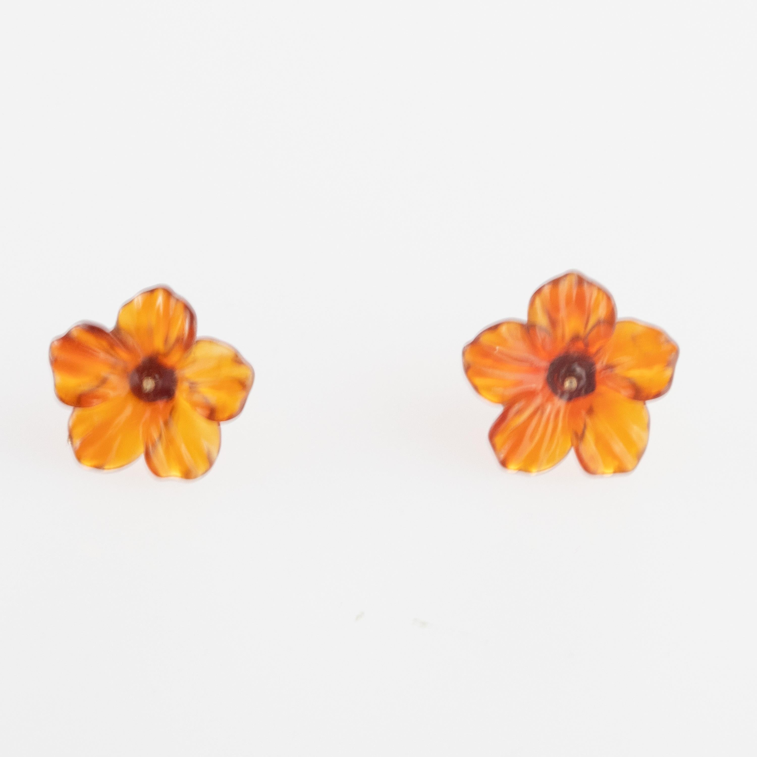 Agate Brown Flower 18 Karat Yellow Gold Girl Chic Stud Handmade Earrings In New Condition For Sale In Milano, IT