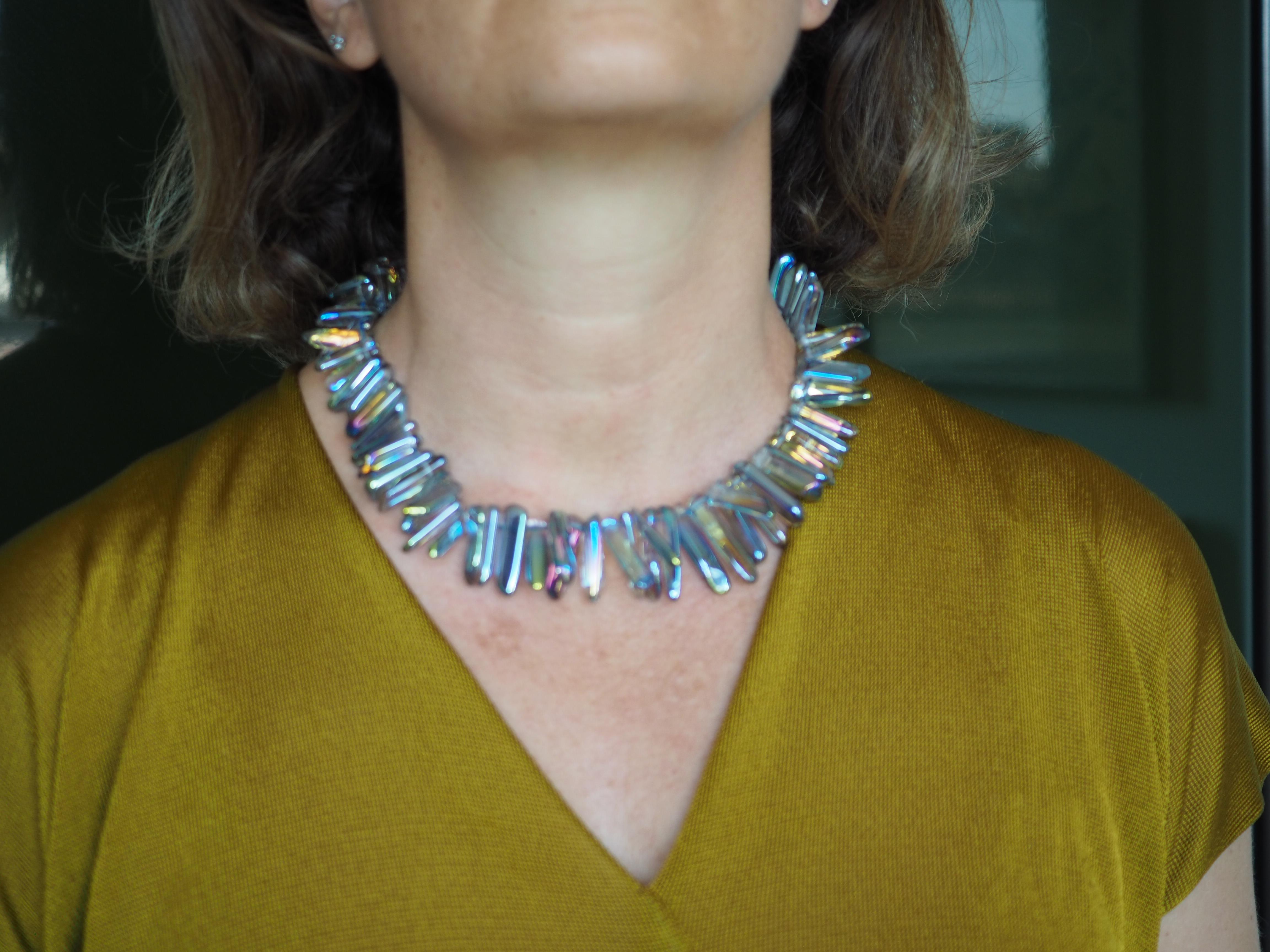 Achat-Kristall Blu Opalescent Farbe Perlenkette im Zustand „Neu“ im Angebot in Milan, IT