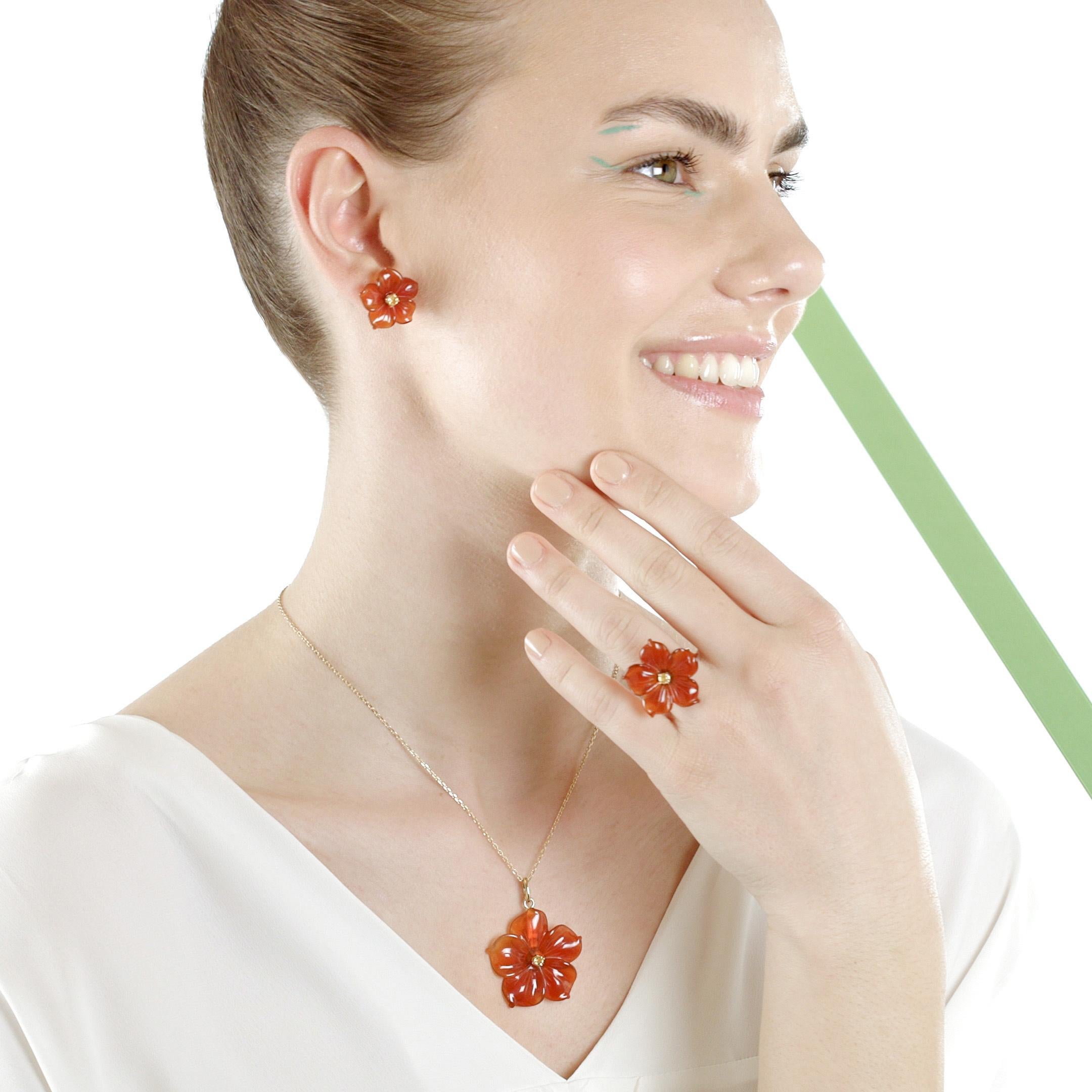 Halskette aus 18 Karat Gelbgold mit Achat, Blume, orangefarbener Saphir im Angebot 9