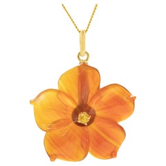 Agate Flower Orange Sapphire 18 Karat Yellow Gold Drop Necklace