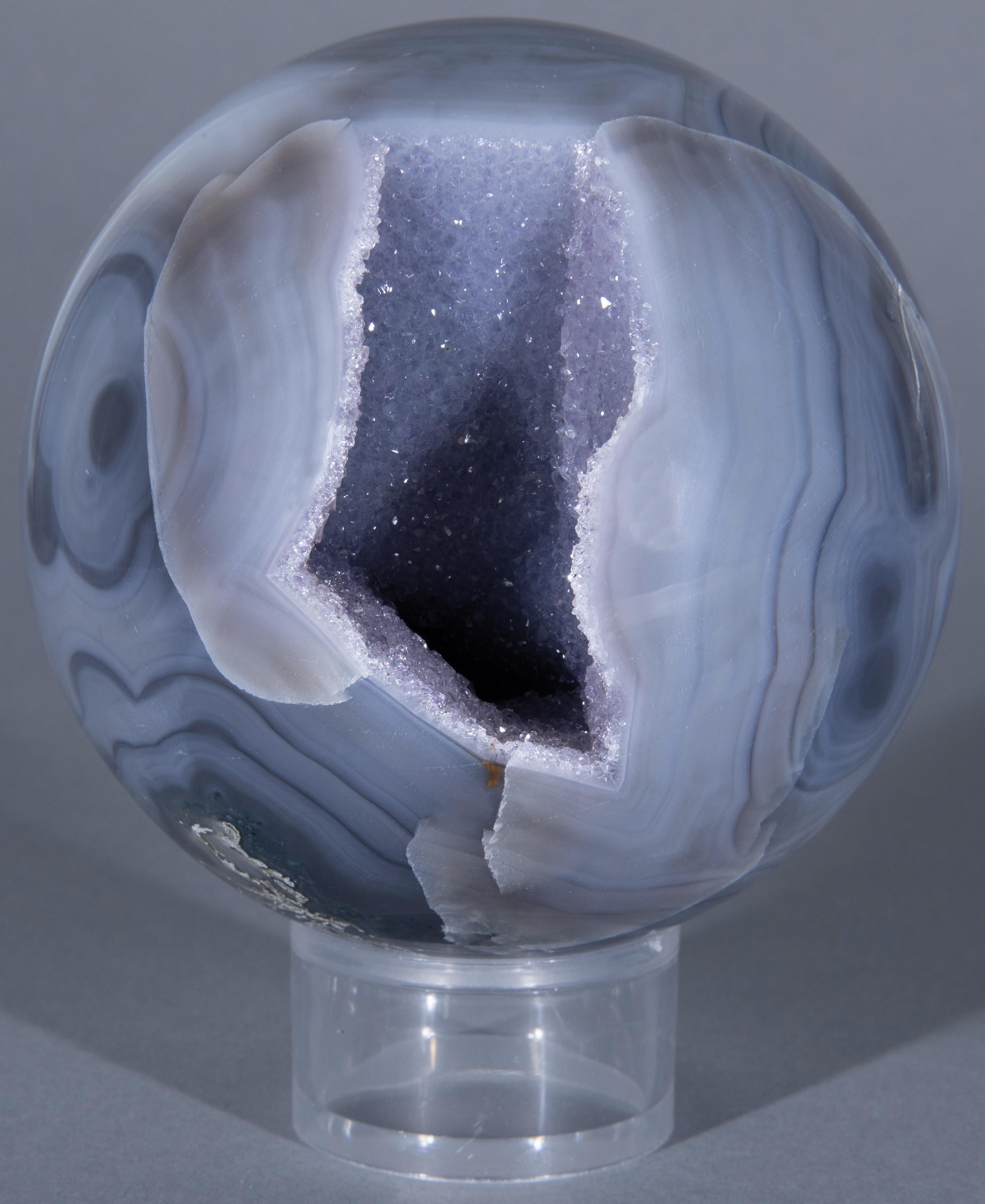 18th Century and Earlier Agate Geode Sphere, Light Blue with Druze and White Quartz