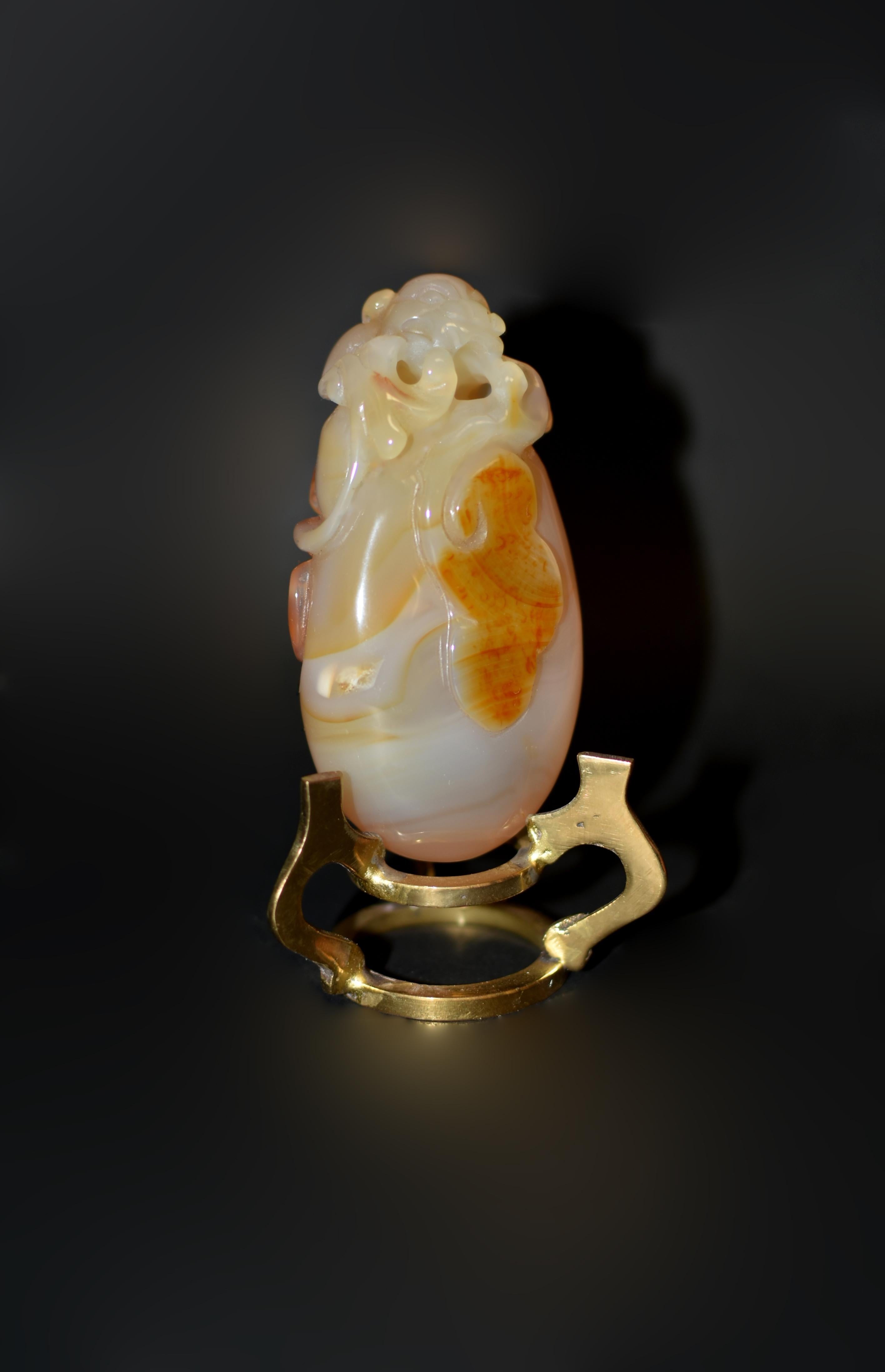 Statue en agate avec breloque Heldly Foo Dog en vente 3