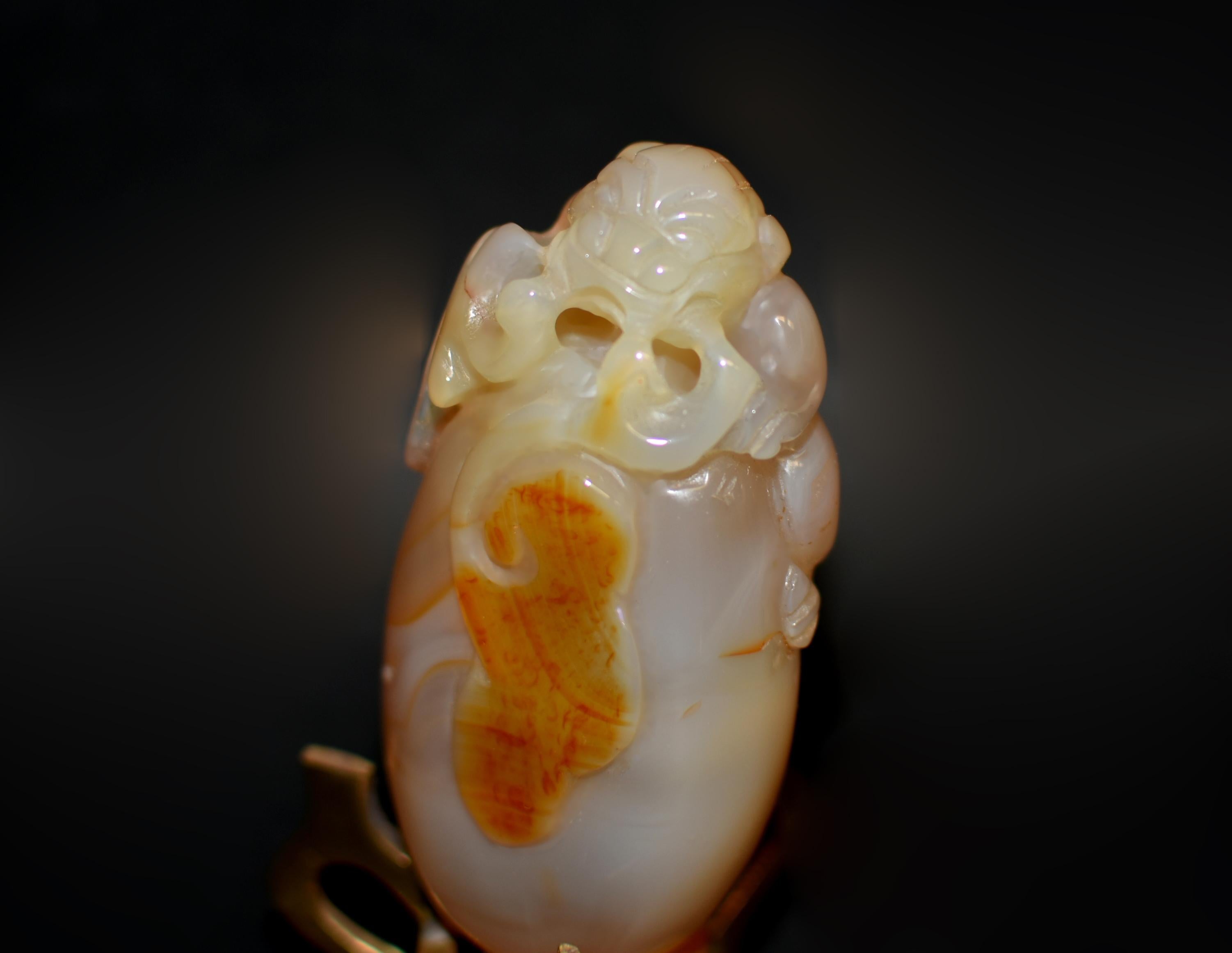 Statue en agate avec breloque Heldly Foo Dog Excellent état - En vente à Somis, CA