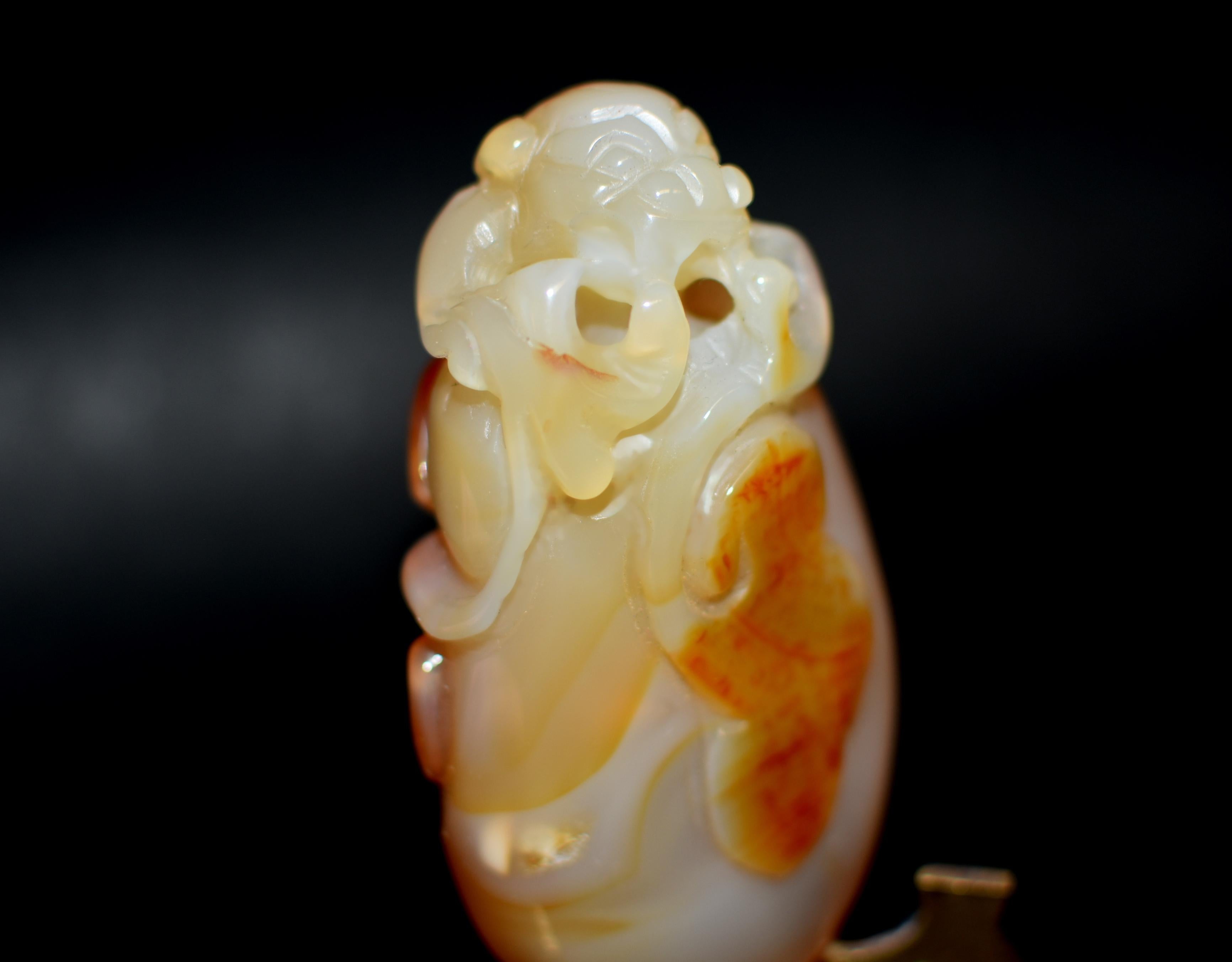 Statue en agate avec breloque Heldly Foo Dog en vente 2