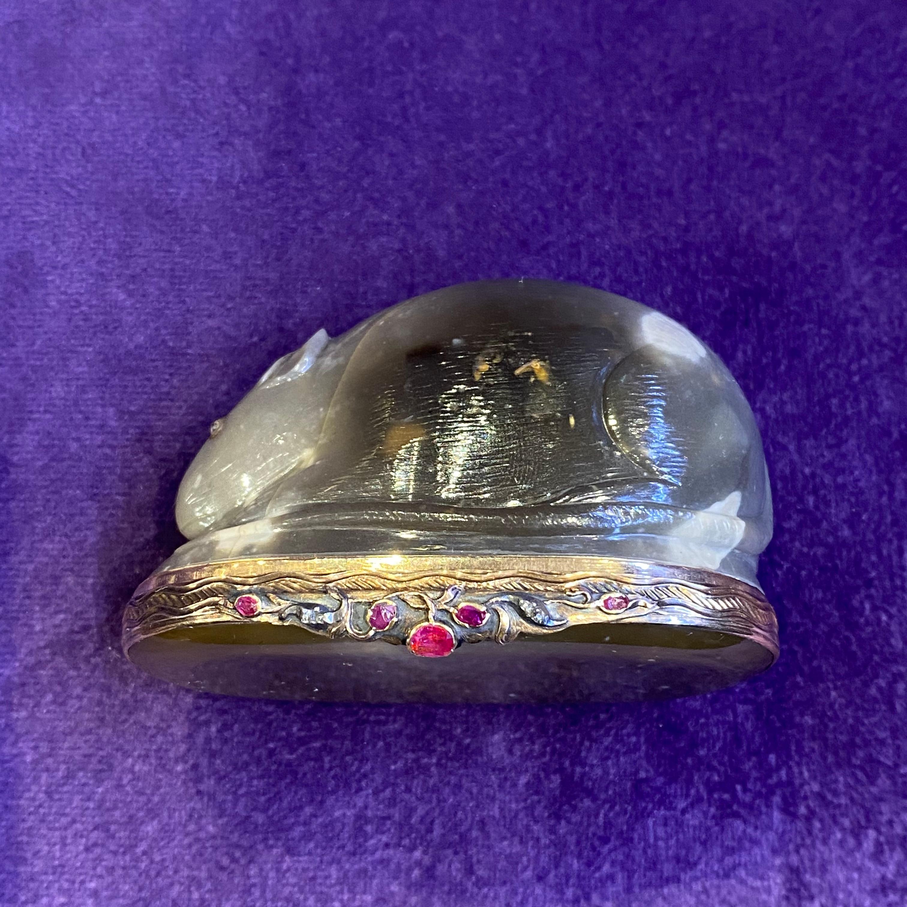 Agate Mouse Snuff Box For Sale 1