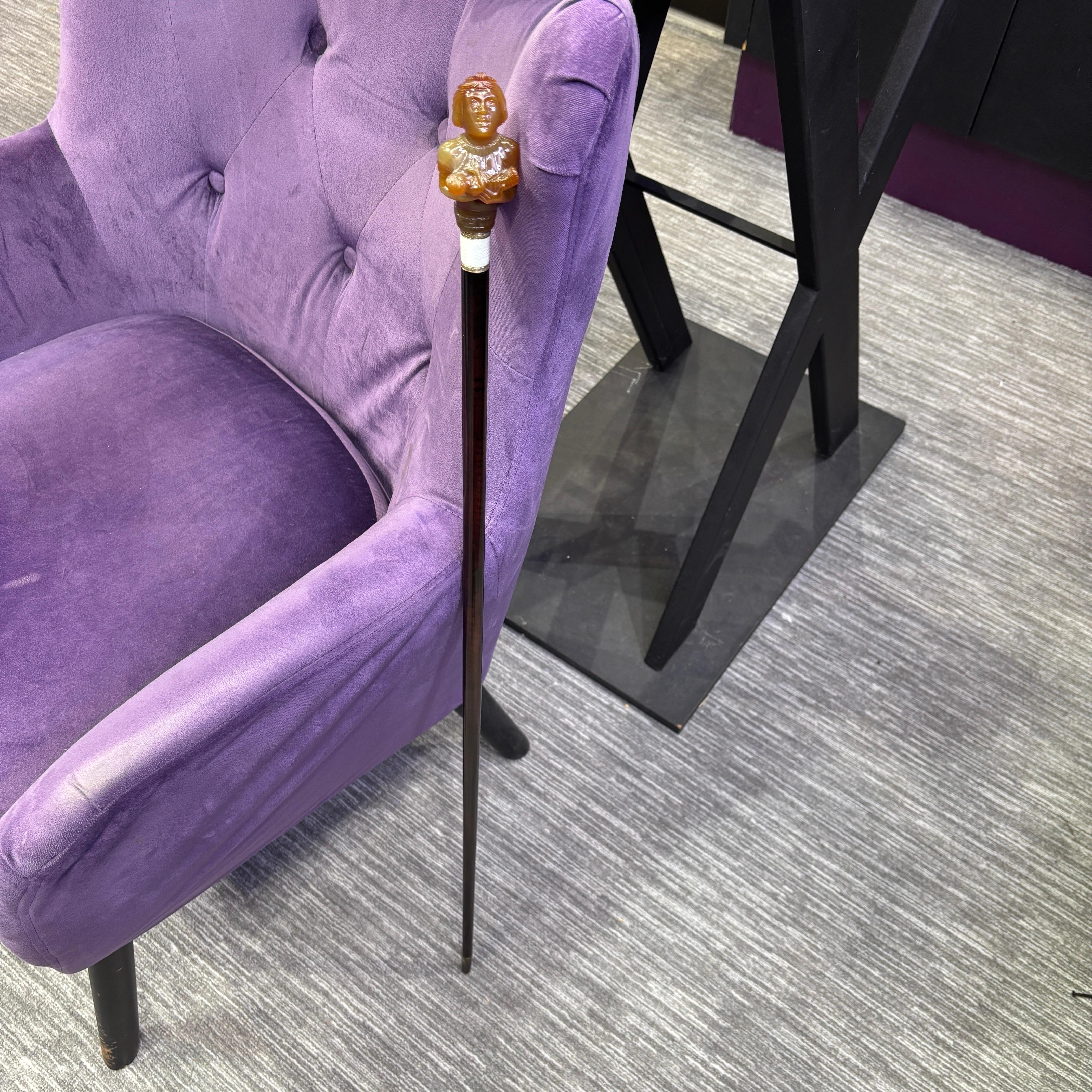 Non taillé Canne d'allaitement en agate de la Néréide en vente