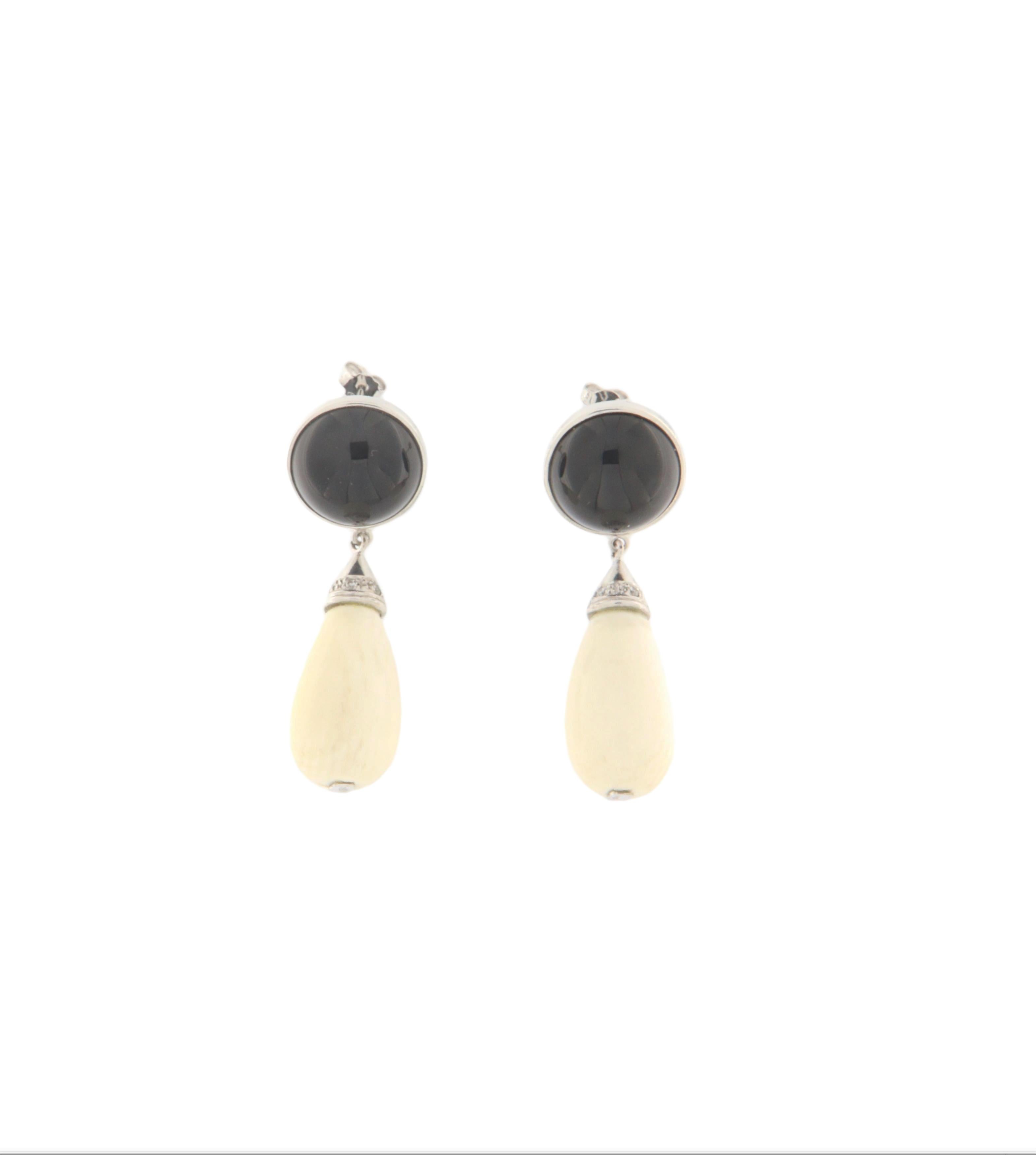 Women's Agate Onyx Diamonds 18 Karat White Gold Drop Earrings For Sale
