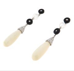 Agate Onyx Diamonds Crystal Rock 18 Karat White Gold Drop Earrings