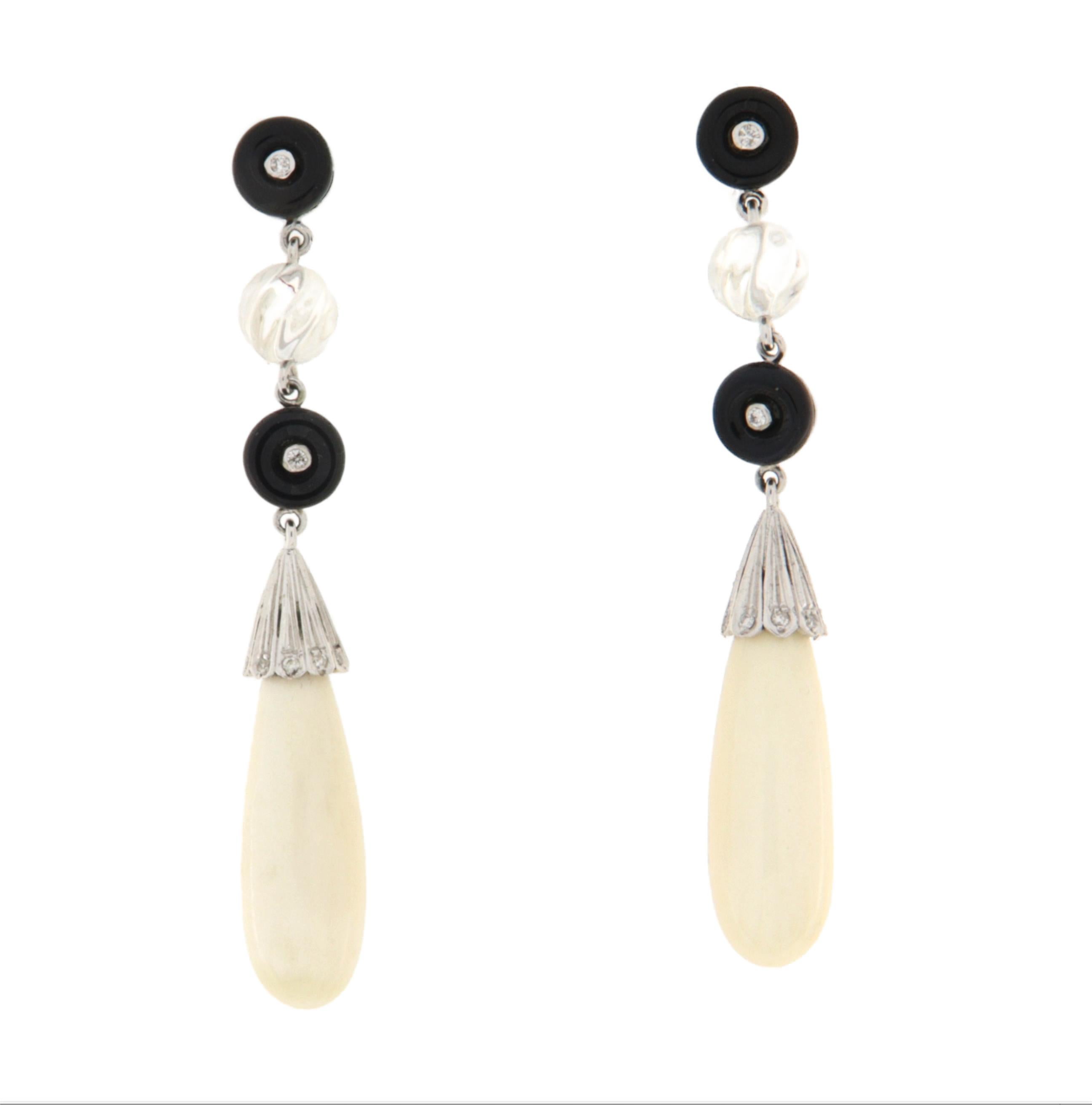 Agate Onyx Diamonds Crystal Rock 18 Karat White Gold Drop Earrings In New Condition For Sale In Marcianise, IT
