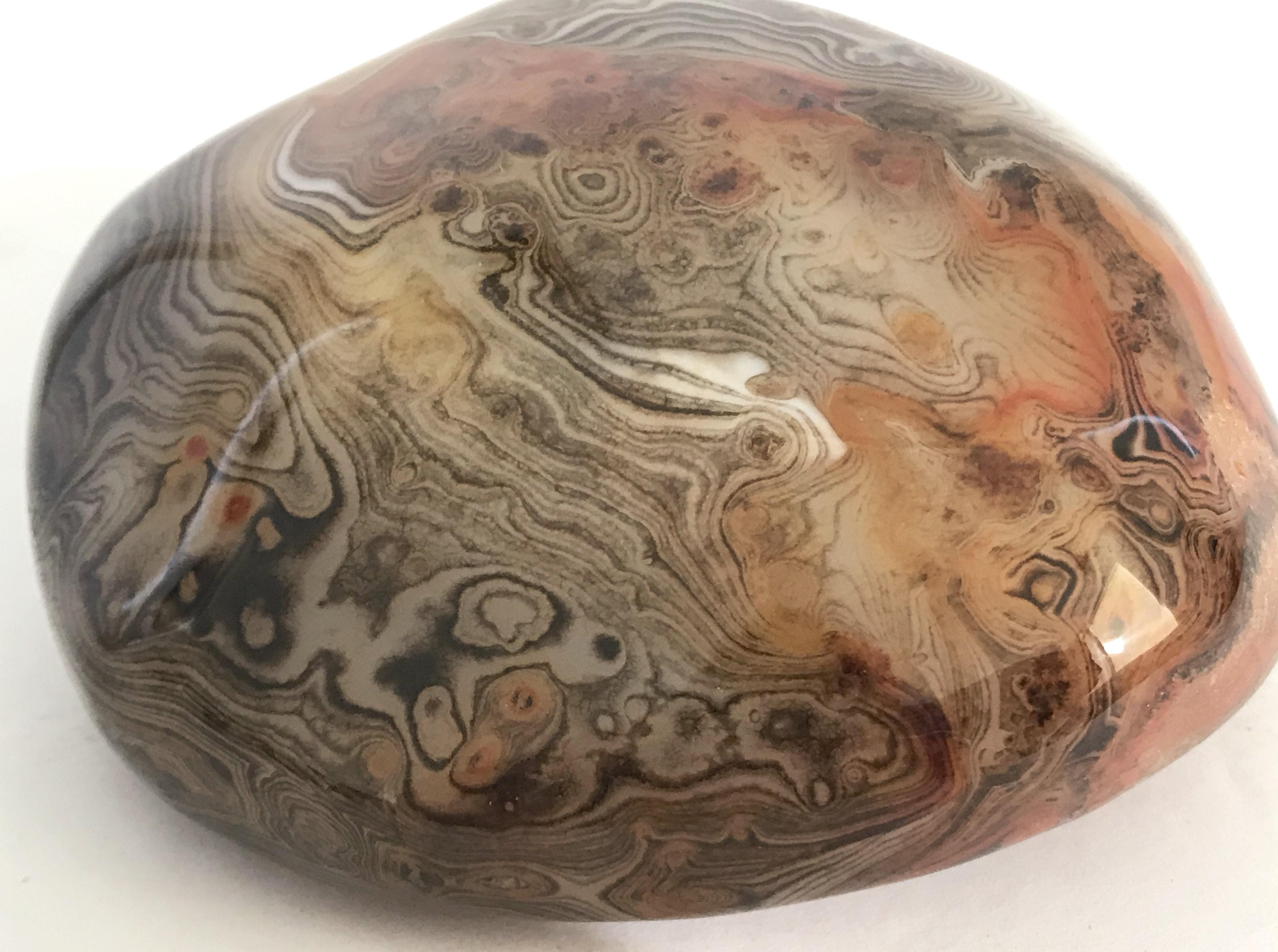 Agate Onyx Paperweight In Excellent Condition For Sale In Los Angeles, CA