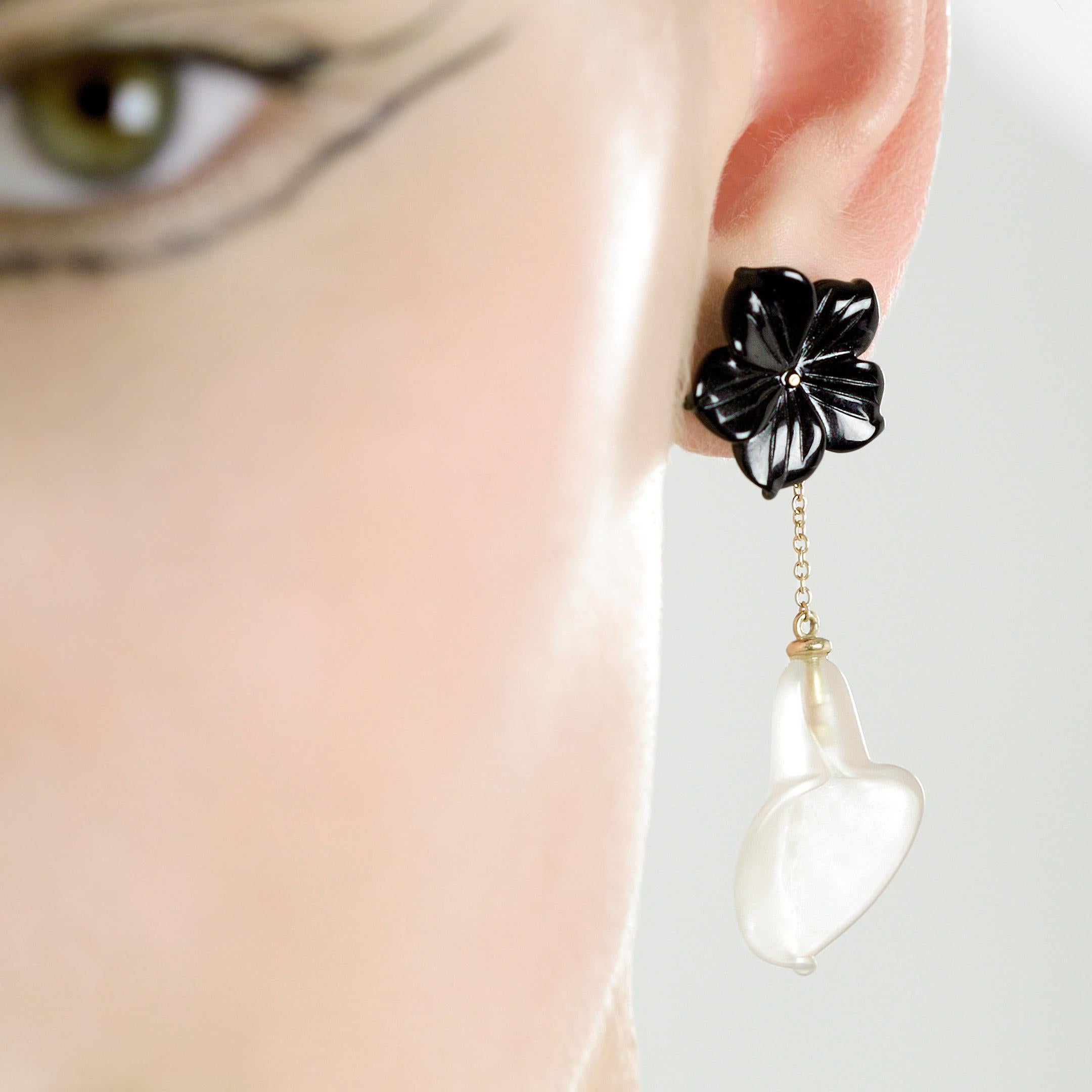 Art nouveau Intini Jewels, boucles d'oreilles en goutte en or 18 carats avec agate, cristal de roche et chaîne déco italienne en vente