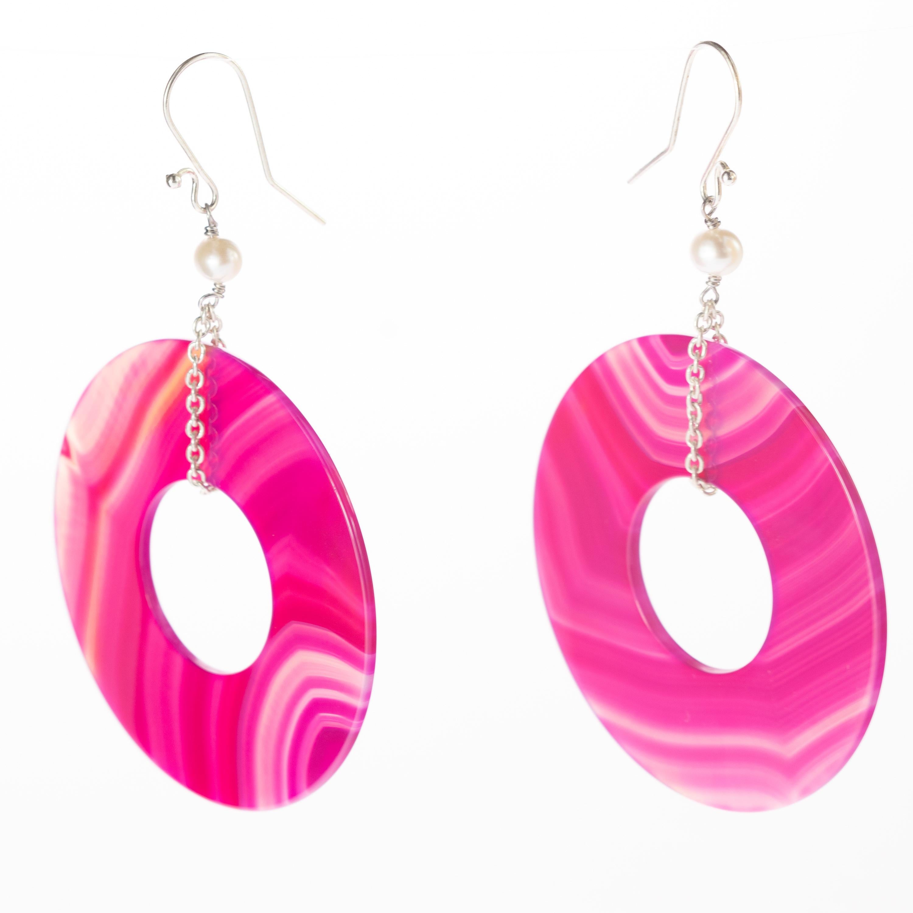 Agate Round Fuchsia Donut Shaped Pearls 925 Silver Dangle Chic Long Earrings For Sale 6