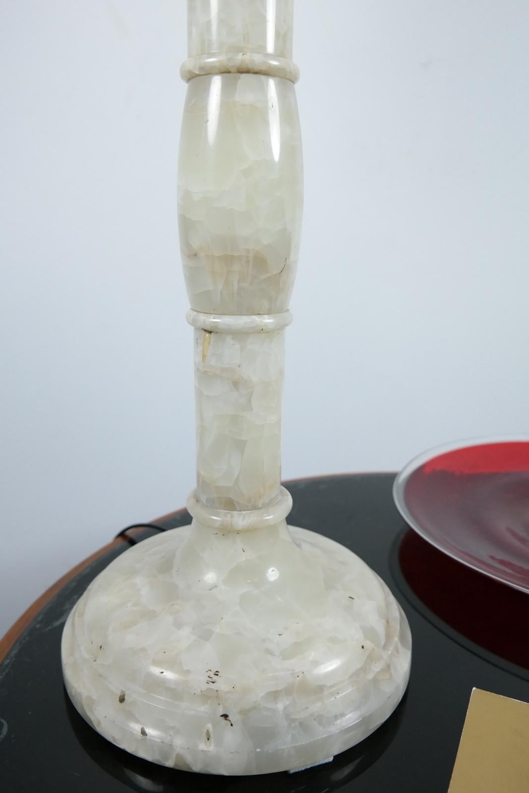 Agate Stone Table Lamp with Satin Lampshade, 1970s In Good Condition For Sale In Budapest, HU