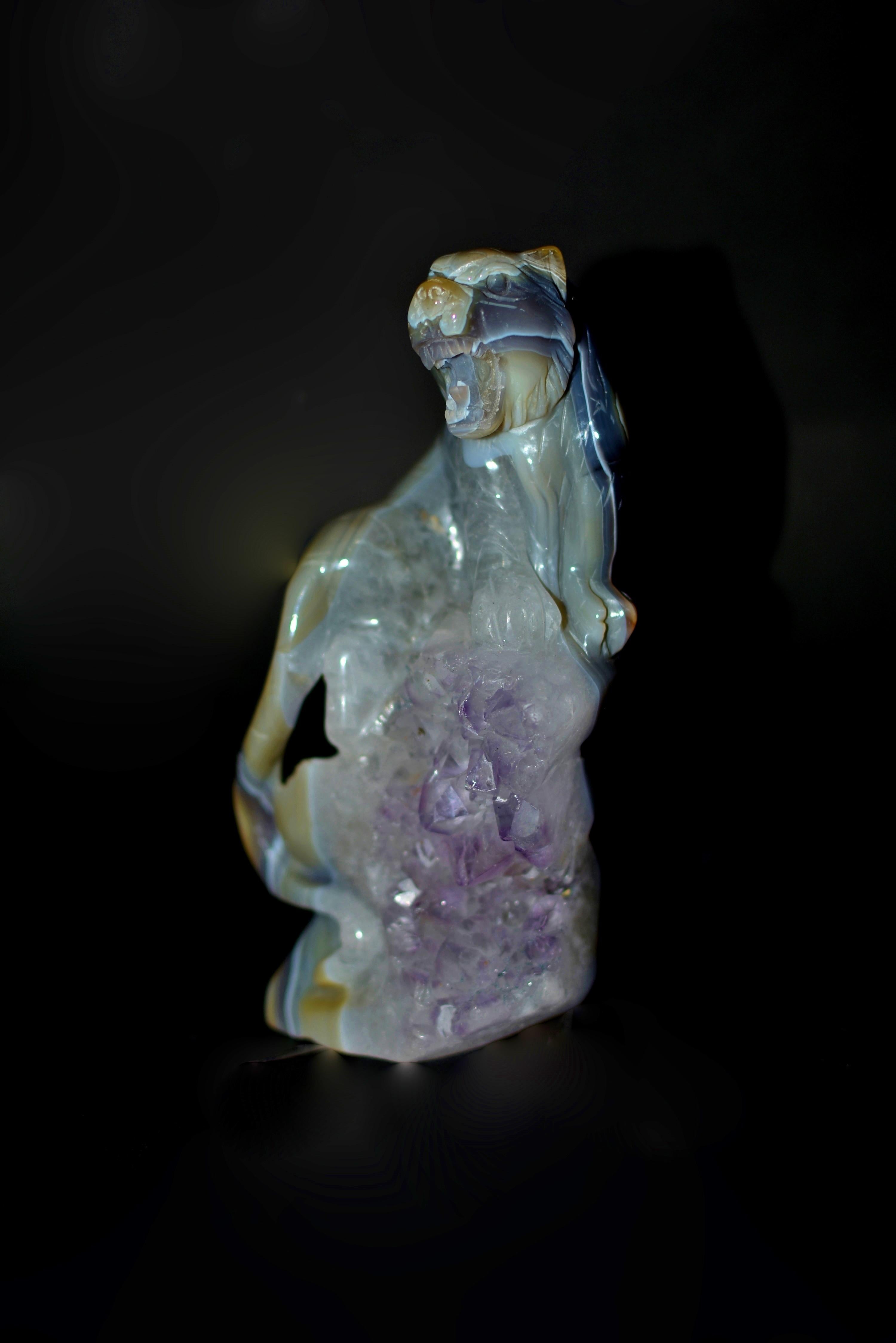 Agate Tiger on Amethyst Rock In Good Condition For Sale In Somis, CA