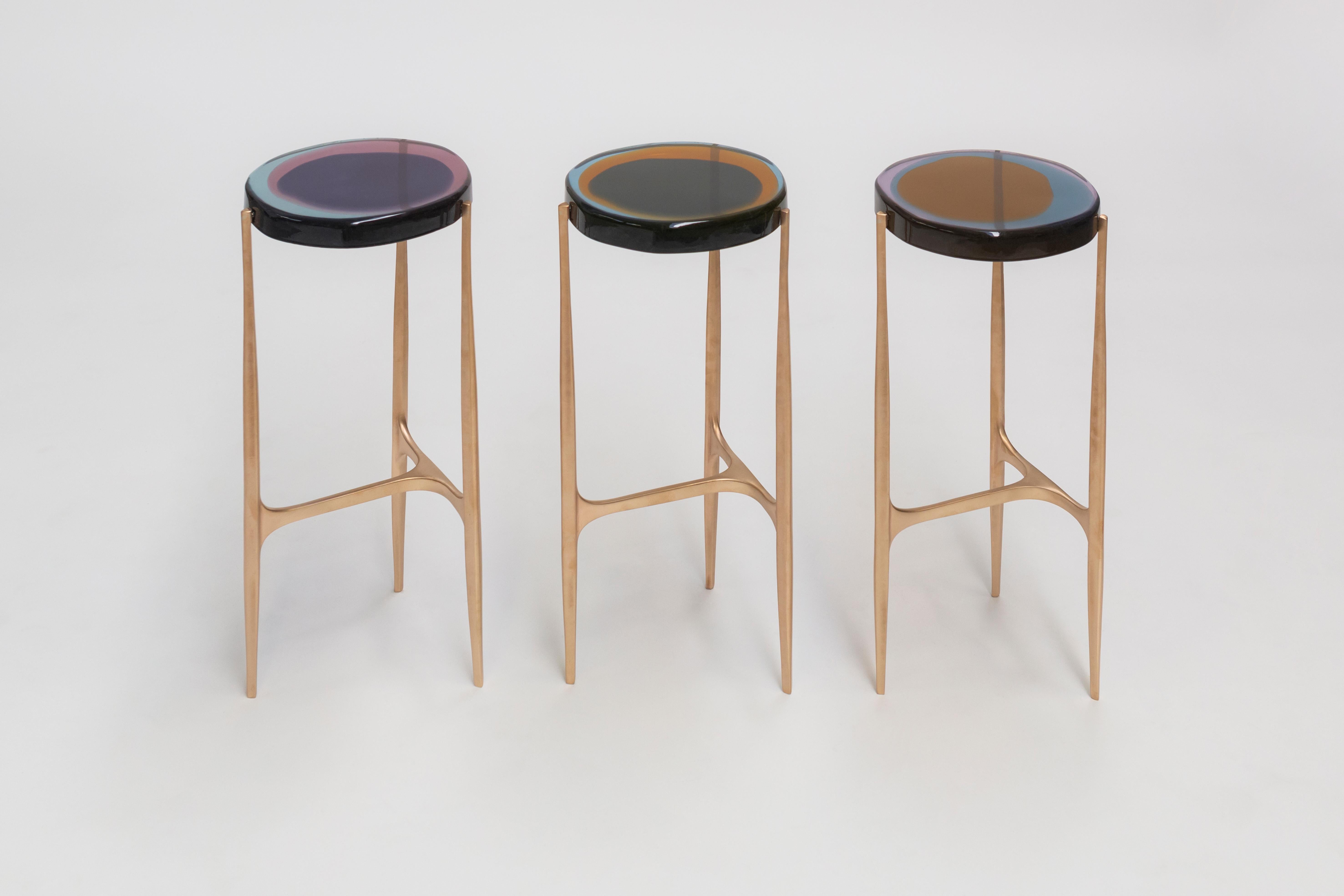 Contemporary Agatha Single Coffee Table High by Draga&Aurel Resin and Bronze, 21st Century For Sale