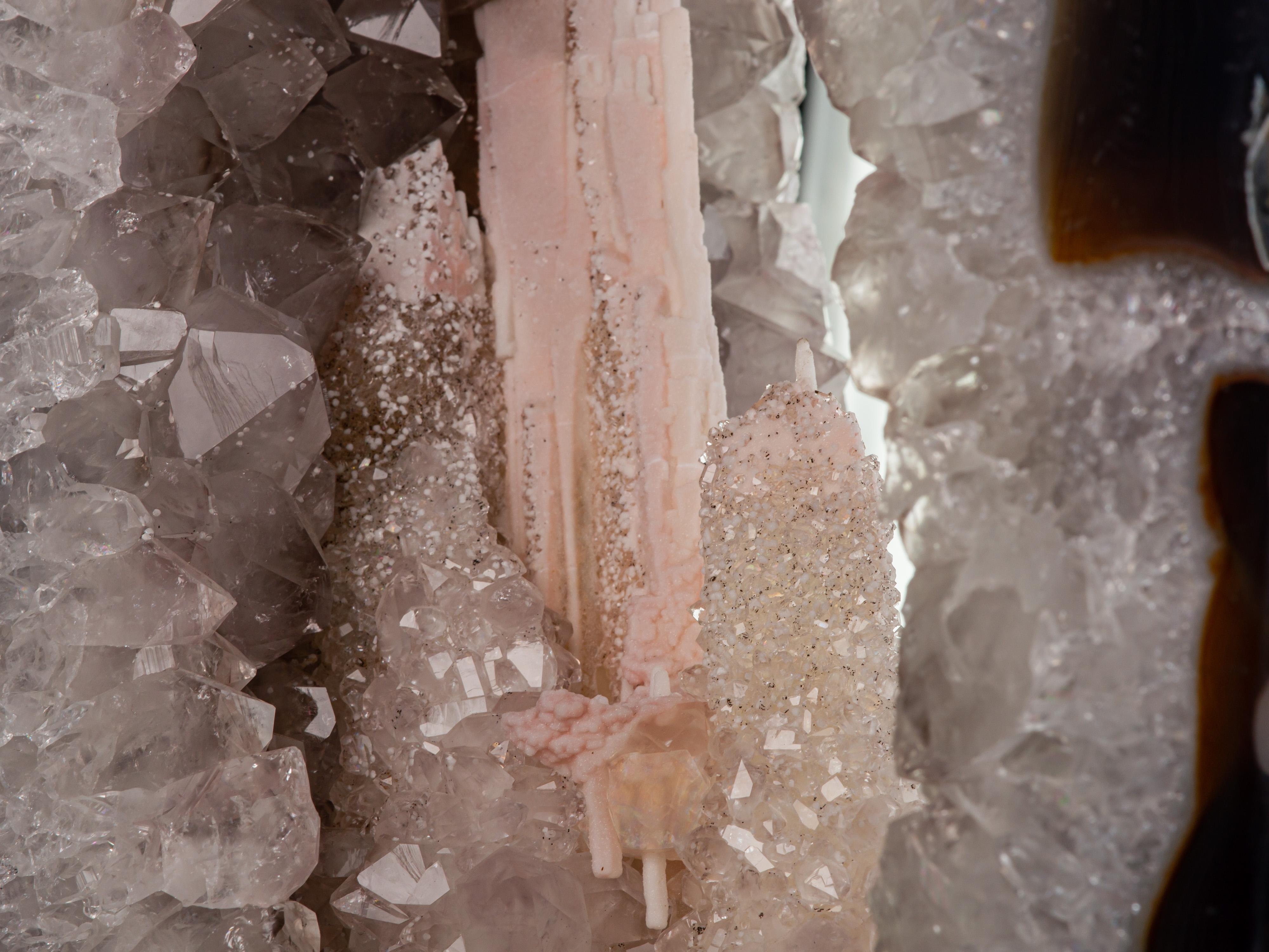 Cuillère géométrique agate avec formation centrale en calcite rare et quartz blanc en vente 2