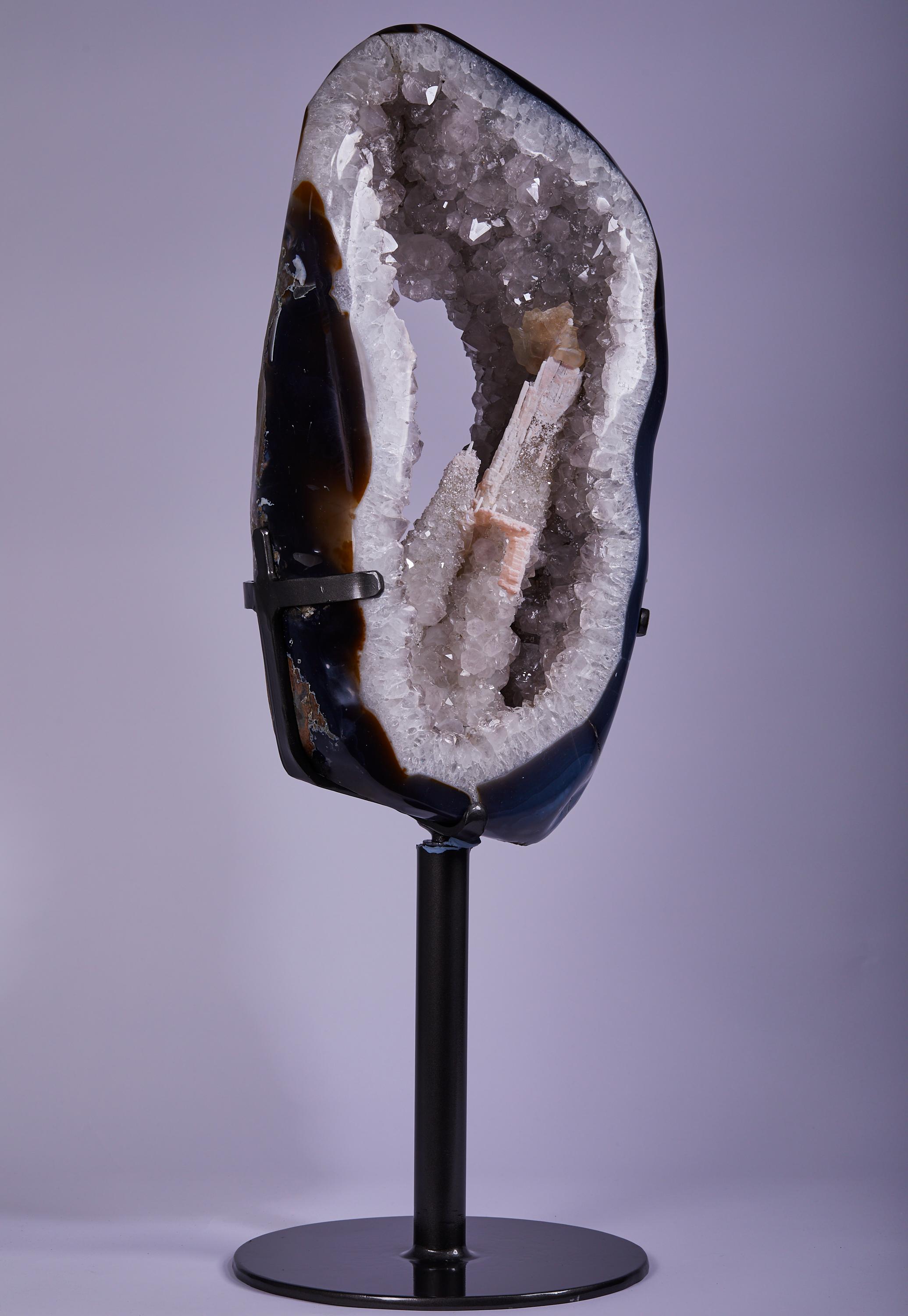 Cuillère géométrique agate avec formation centrale en calcite rare et quartz blanc en vente 12