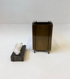 Panier à déchets et porte-revues en laiton vieilli et acrylique de Charles Hollis Jones