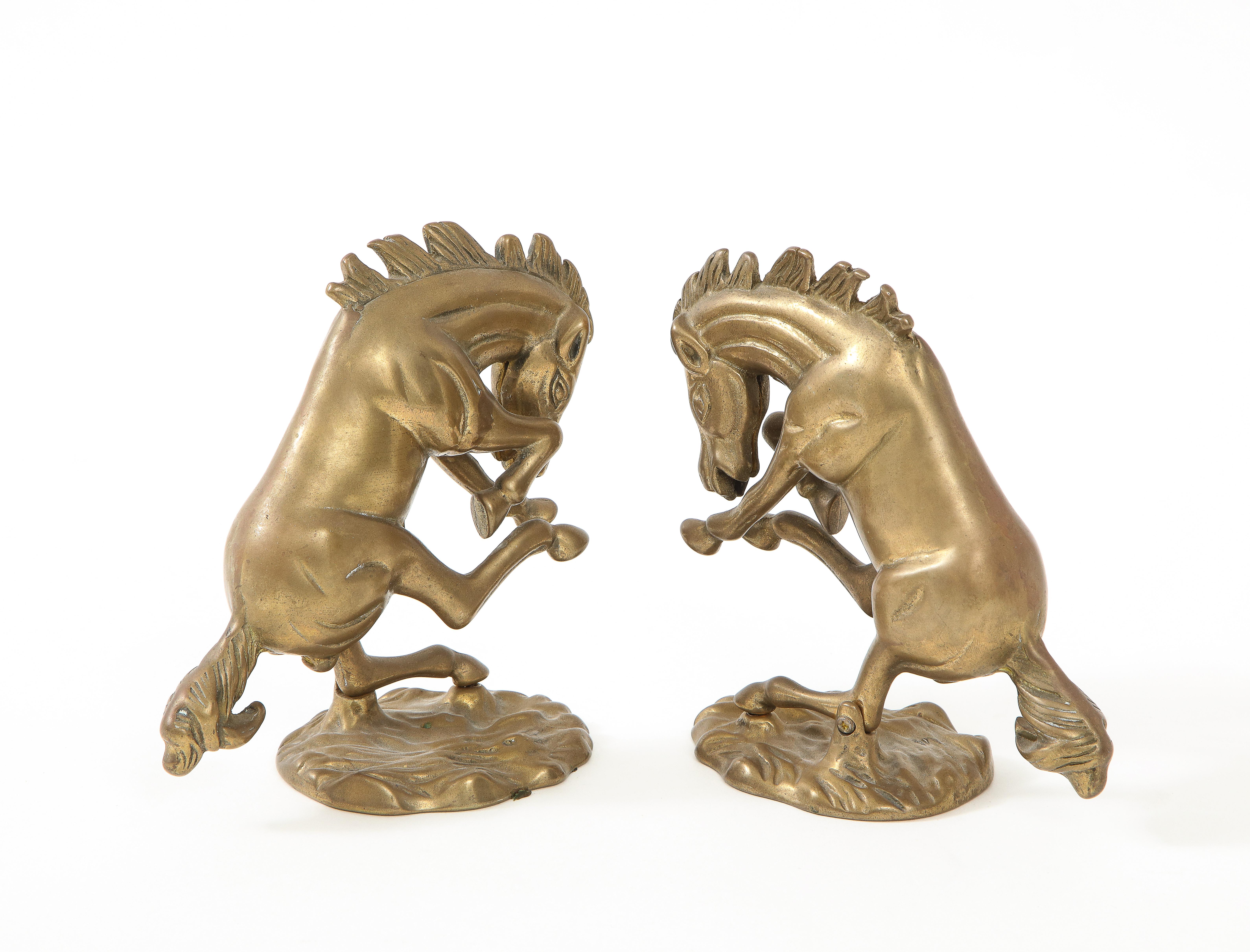 Bucking Broncos aus gealterter Bronze (amerikanisch) im Angebot