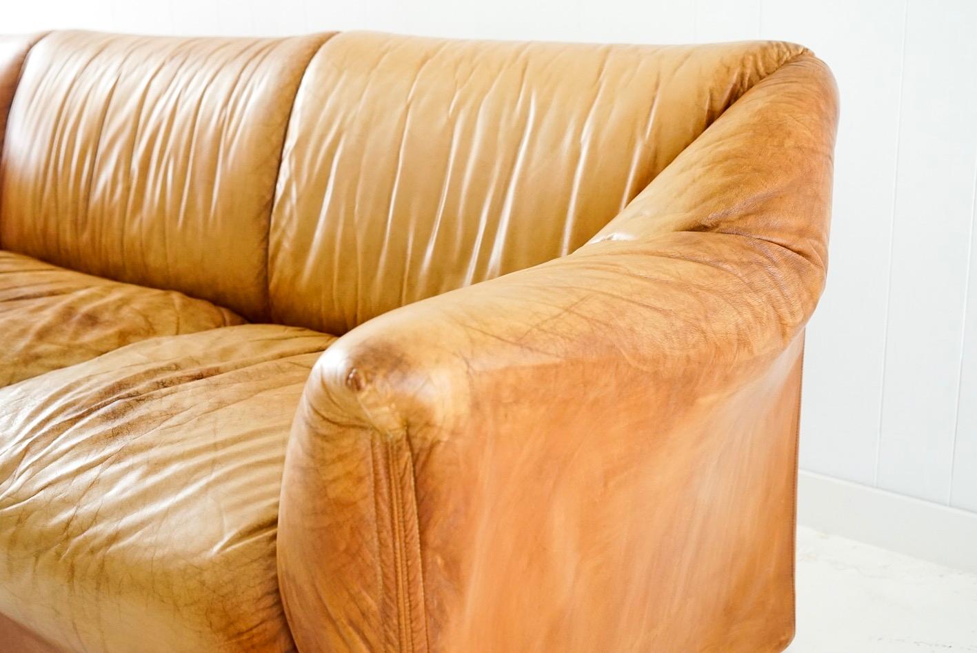 Late 20th Century Aged Cognac Leather Tentazione Three-Seat Sofa by Mario Bellini for Cassina