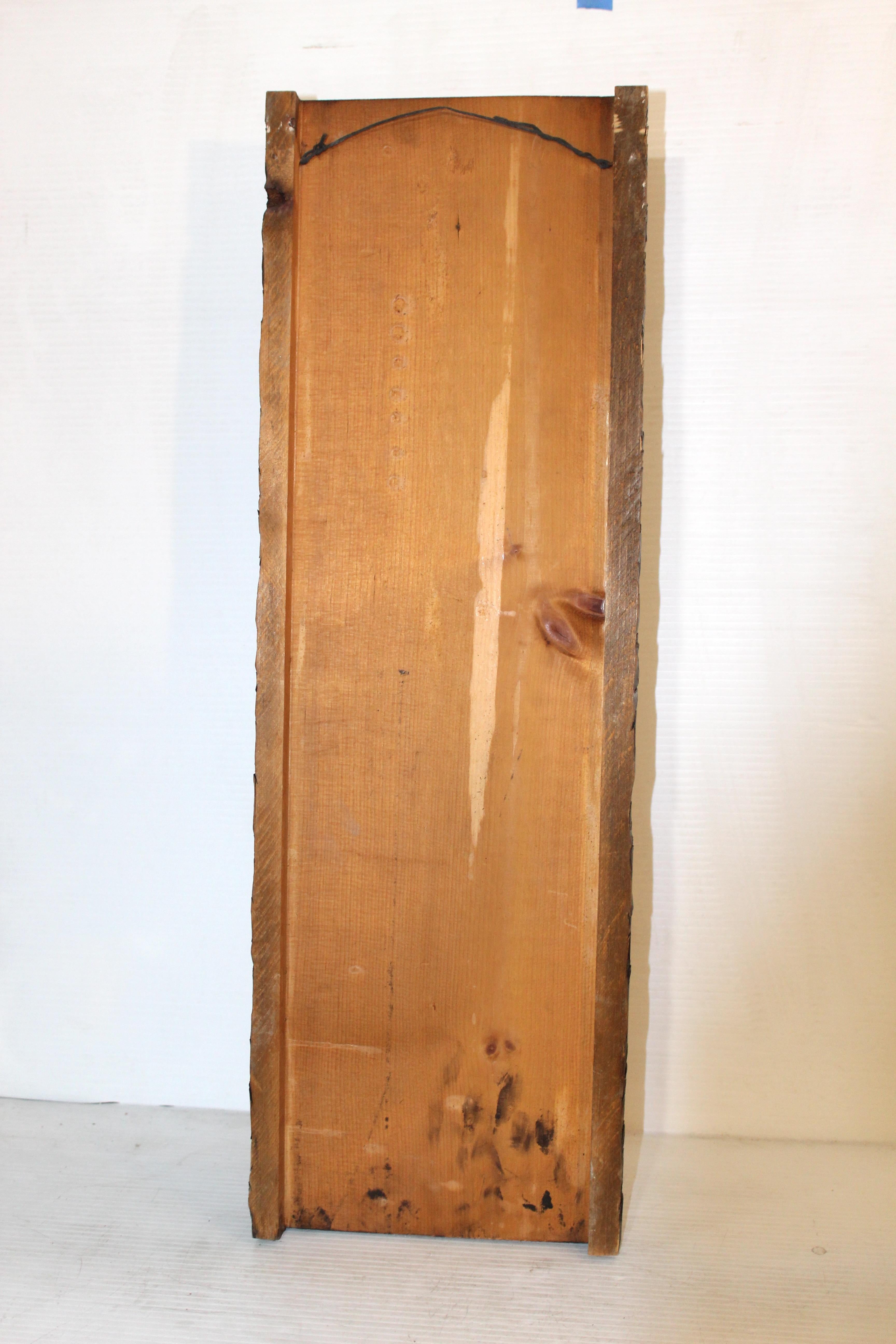 Rilievo in stile rame invecchiato su Wood in vendita 1