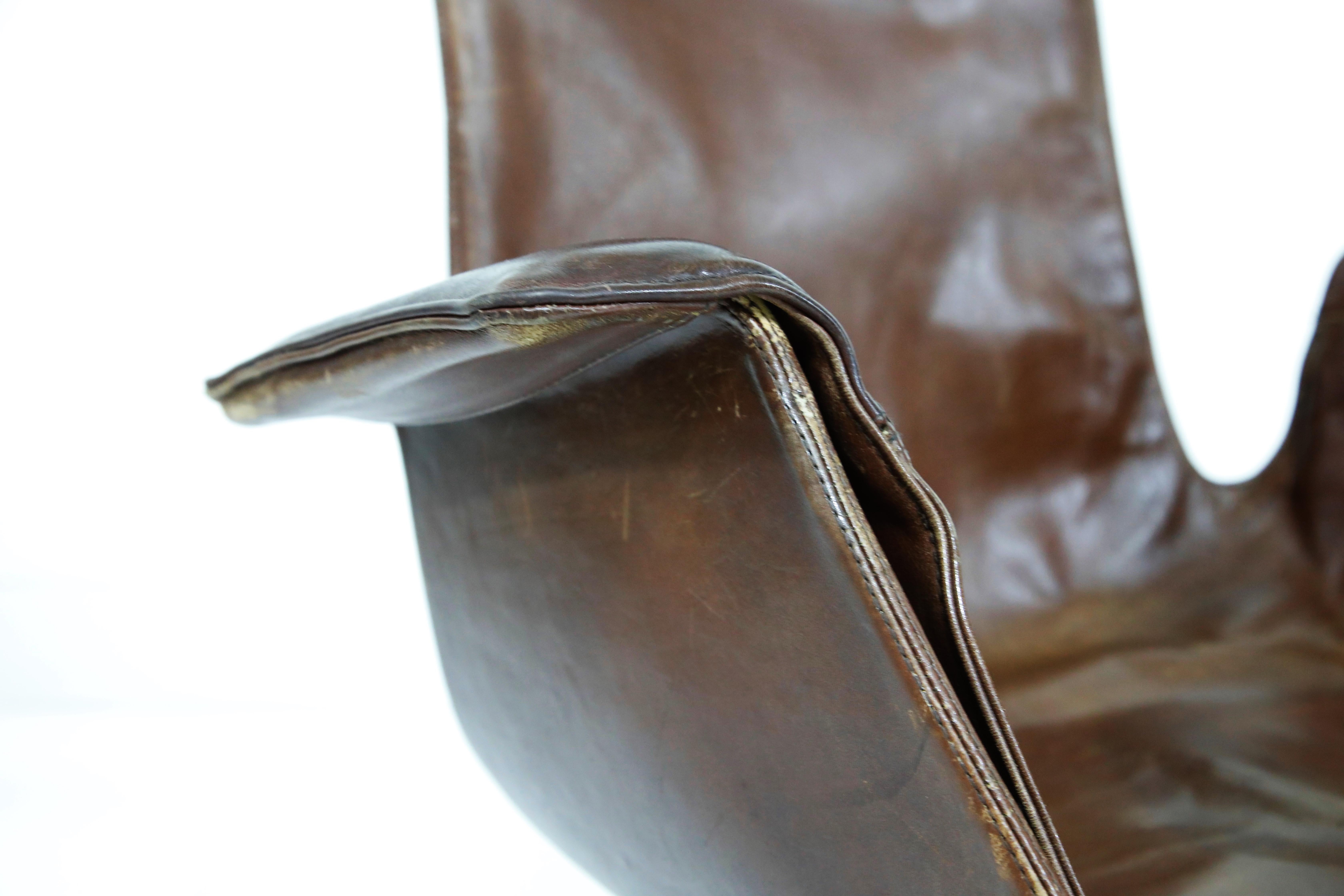 Aged Leather Bucket Chair by Preben Fabricius & Jørgen Kastholm for Alfred Kill 11