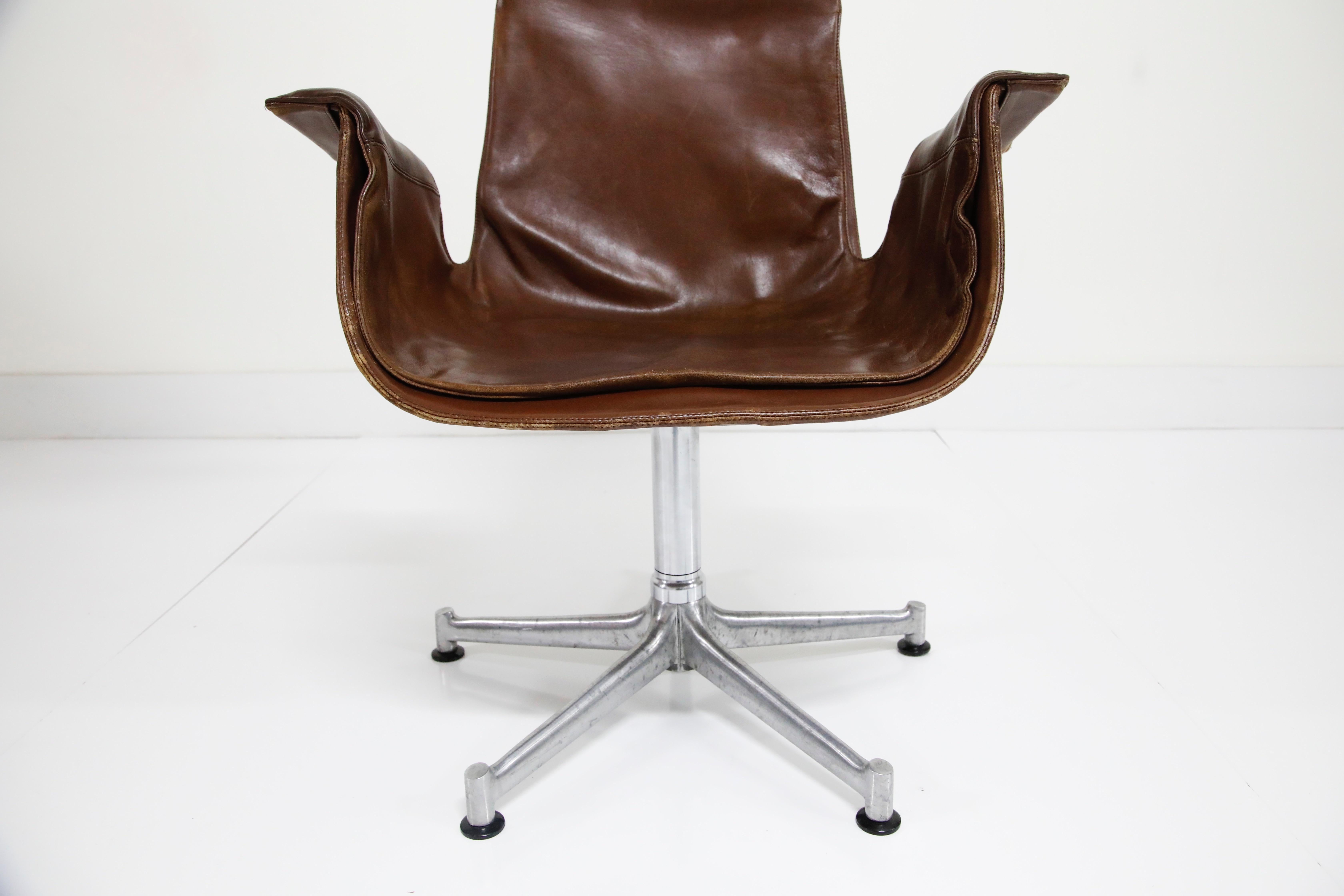 Aged Leather Bucket Chair by Preben Fabricius & Jørgen Kastholm for Alfred Kill 12