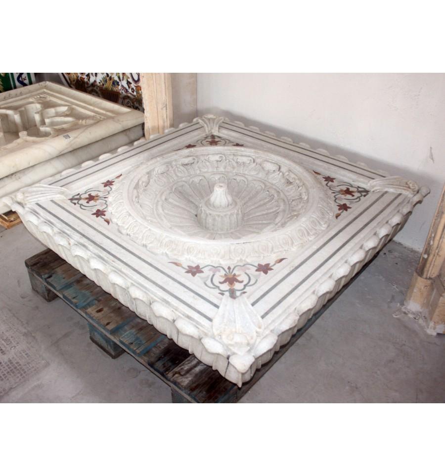 Indian Aged Marble Floor Fountain with Inlay Mosaic