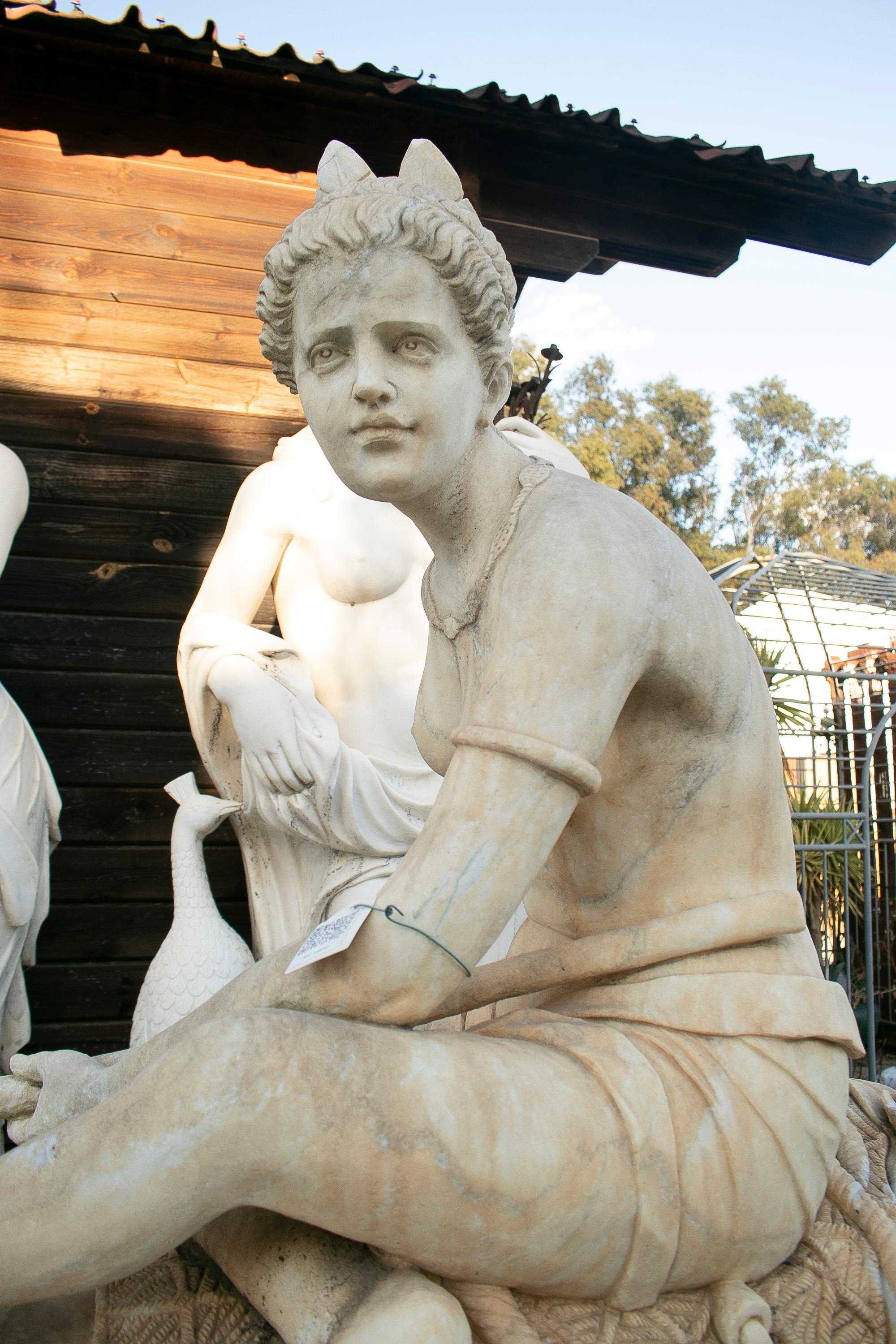 Aged Marble Sculpture of an Egyptian Woman on a Classical Boat and Base In Good Condition In Marbella, ES