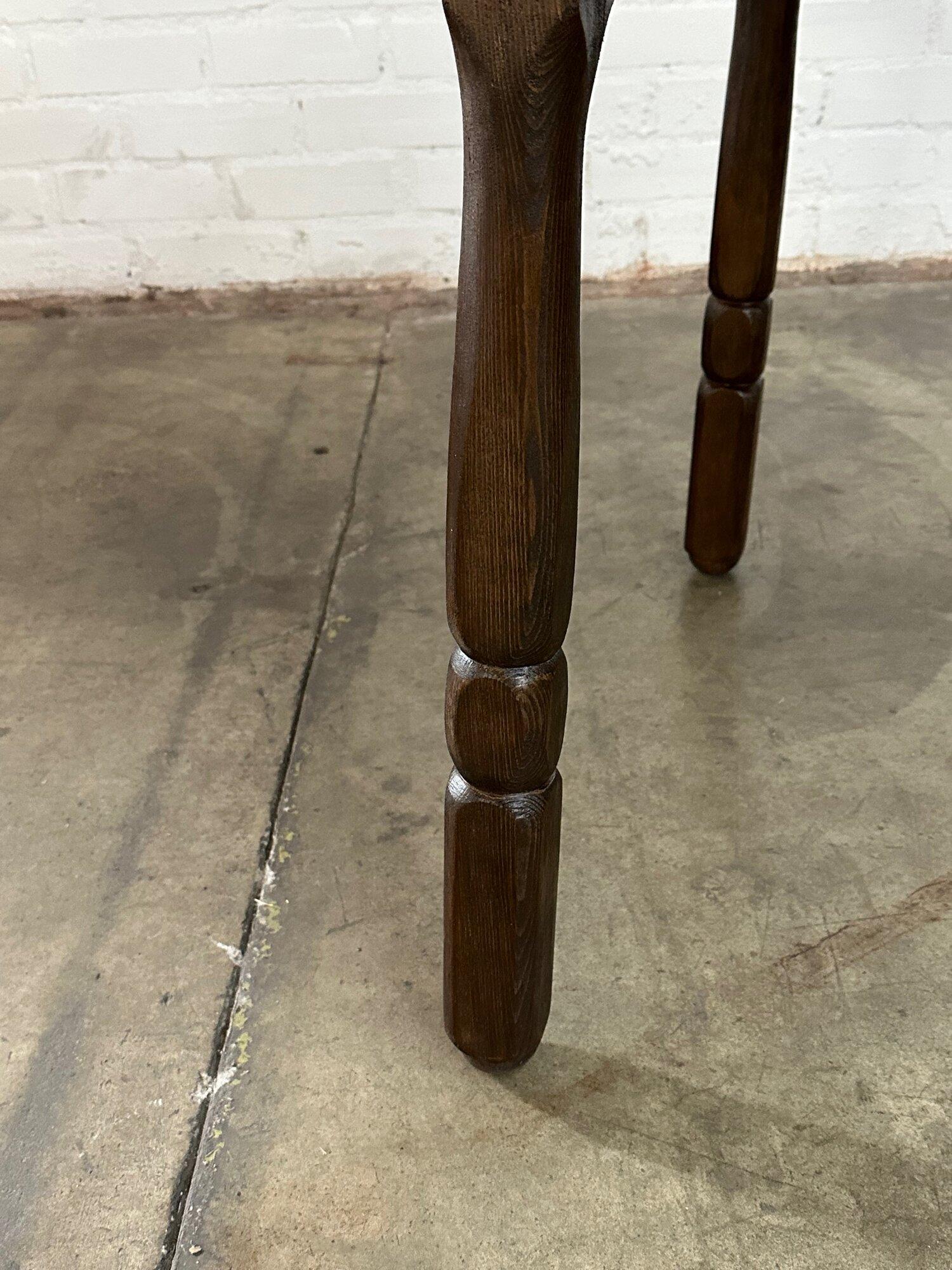 Pine Aged pine drop leaf dining table For Sale