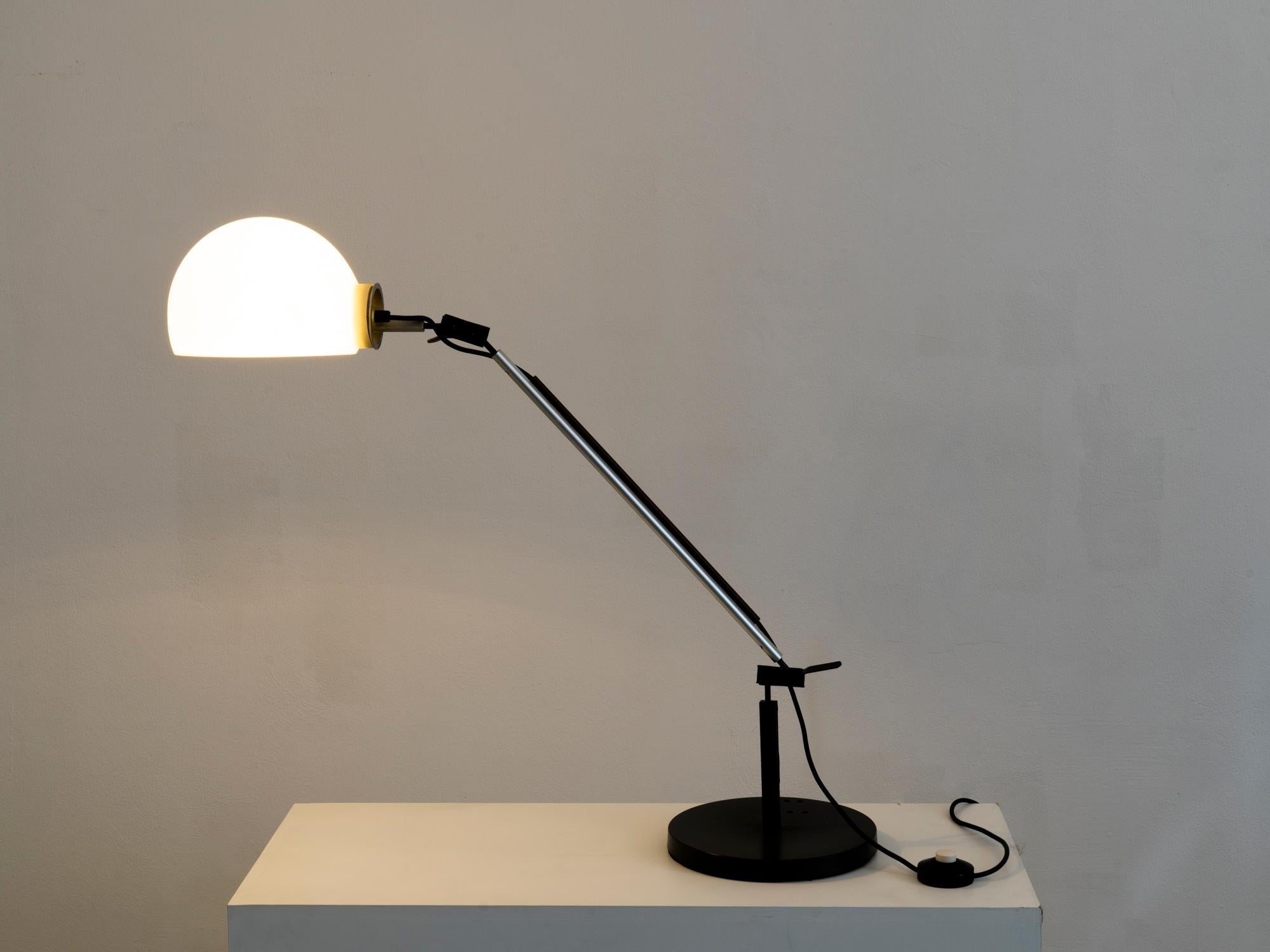 Postmoderne Lampe de table Aggregato sfera Enzo Mari & Giancarlo Fassina pour Artemide, 1976 en vente