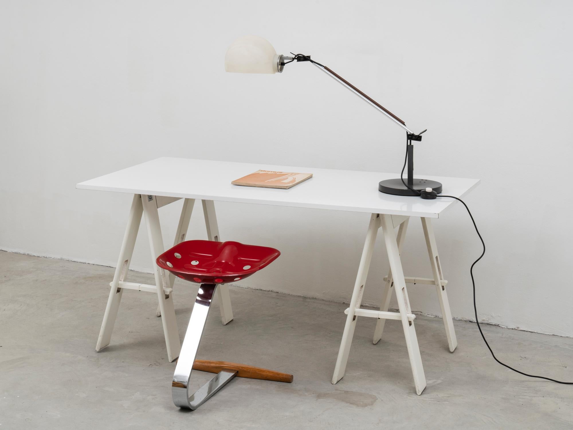 “Aggregato sfera” table lamp Enzo Mari & Giancarlo Fassina for Artemide, 1976 In Good Condition For Sale In Koper, SI