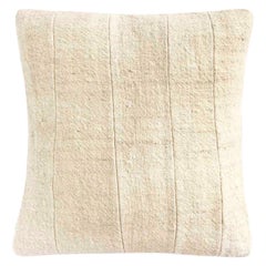 Housse de coussin Off-White, en laine filée et tissée main