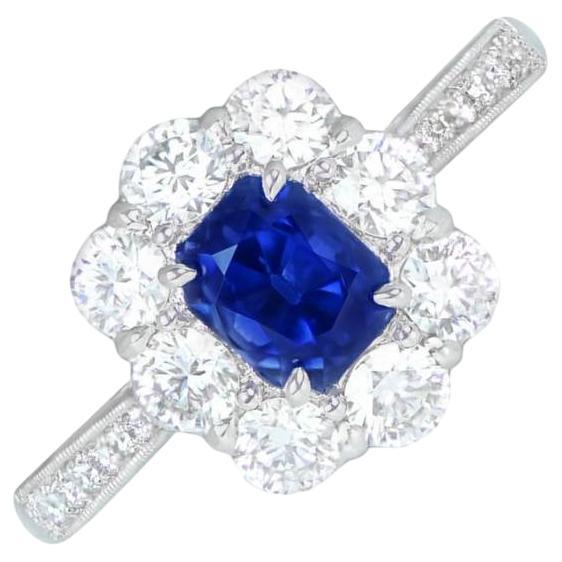 Bague de fiançailles saphir du Cachemire taille coussin de 1,45 carat, halo de diamants, platine