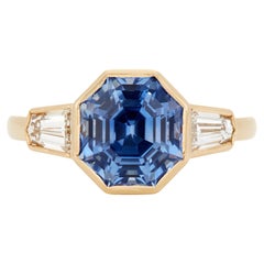 AGL 4.07 Carats Octagonal Sapphire and Diamond Ring in 18 Karat Yellow Gold
