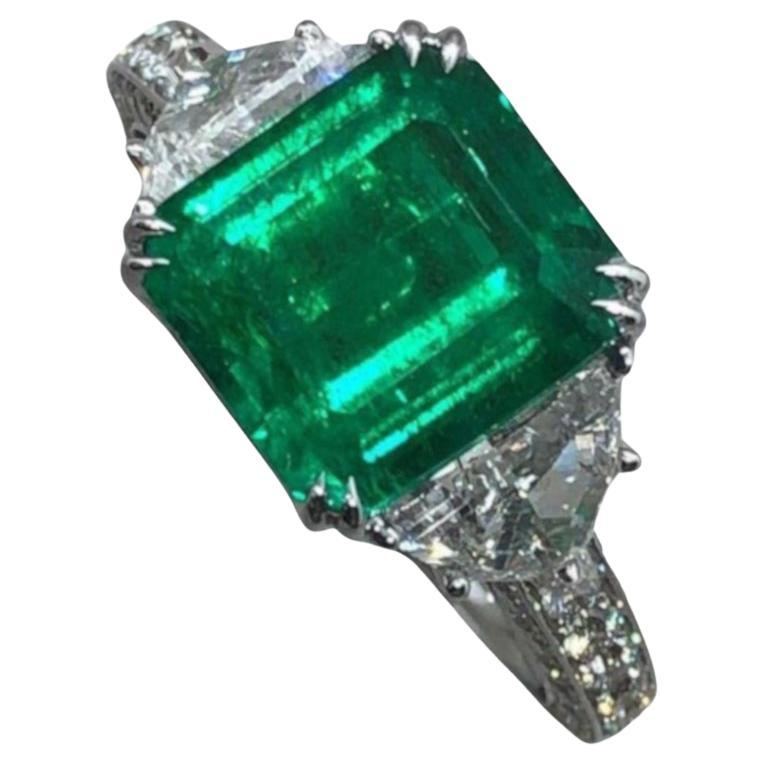 AGL 5.47 Carat MINOR OIL Emerald Diamond Ring For Sale