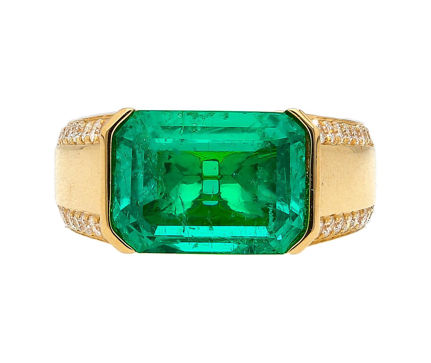 AGL Cert 5.21 Carat Colombian Emerald East-West 18K Gold Unisex Ring en venta 7