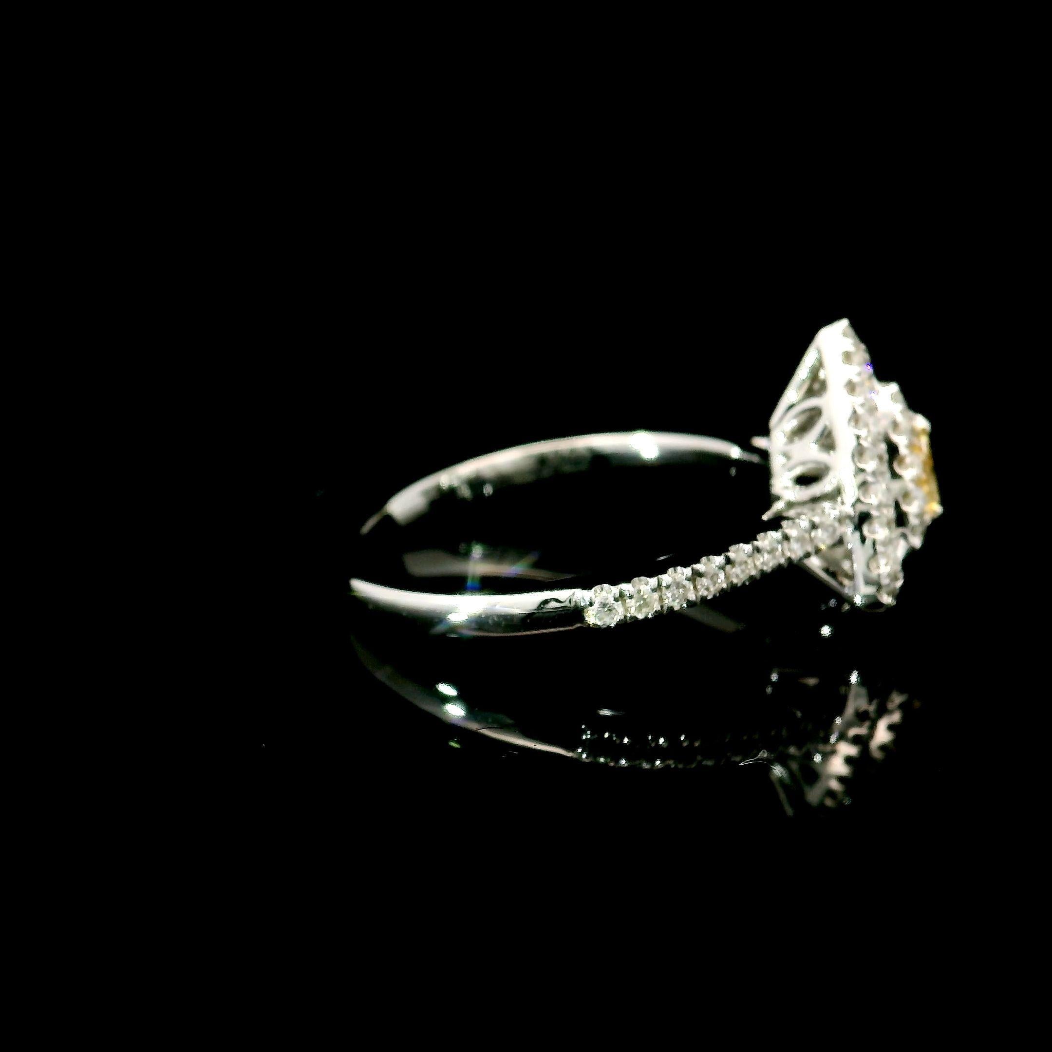 AGL Certified 0.068 Carat Fancy Yellow VS Clarity Diamond Ring For Sale 2