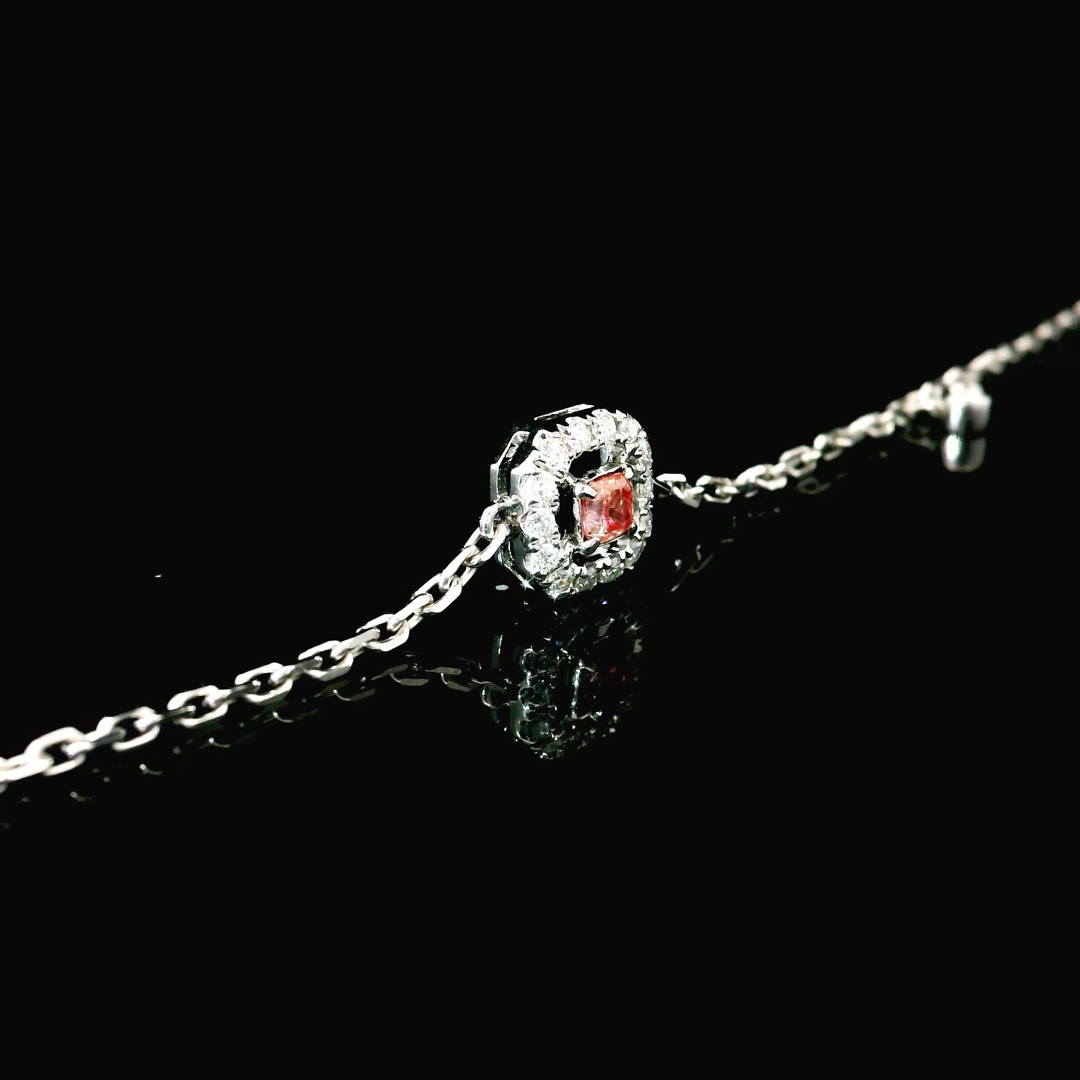 Taille coussin Bracelet en diamant certifié AGL 0.092 carat Fancy Pink SI Clarity en vente