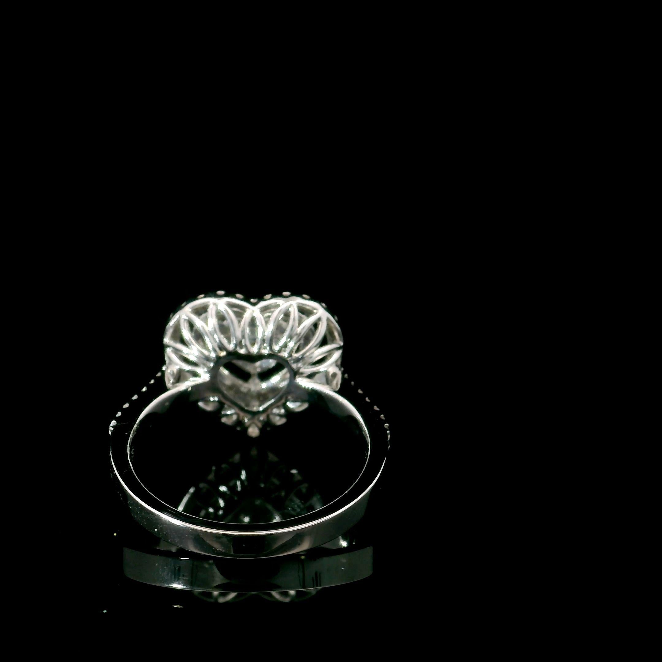 AGL Certified 0.098 Carat Fancy Yellow VS Clarity Diamond Ring For Sale 2